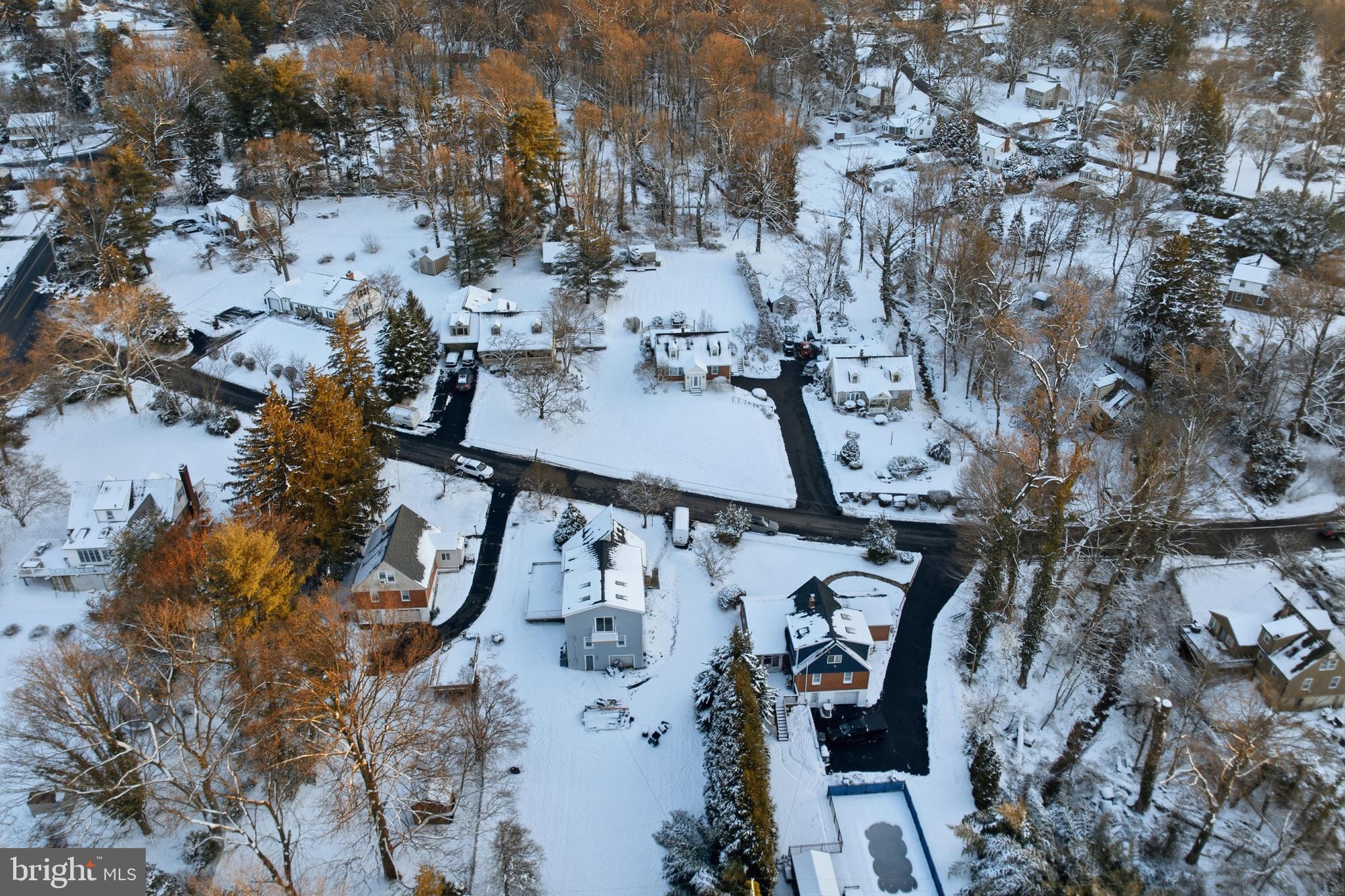 HUNTINGDON VALLEY - Residential