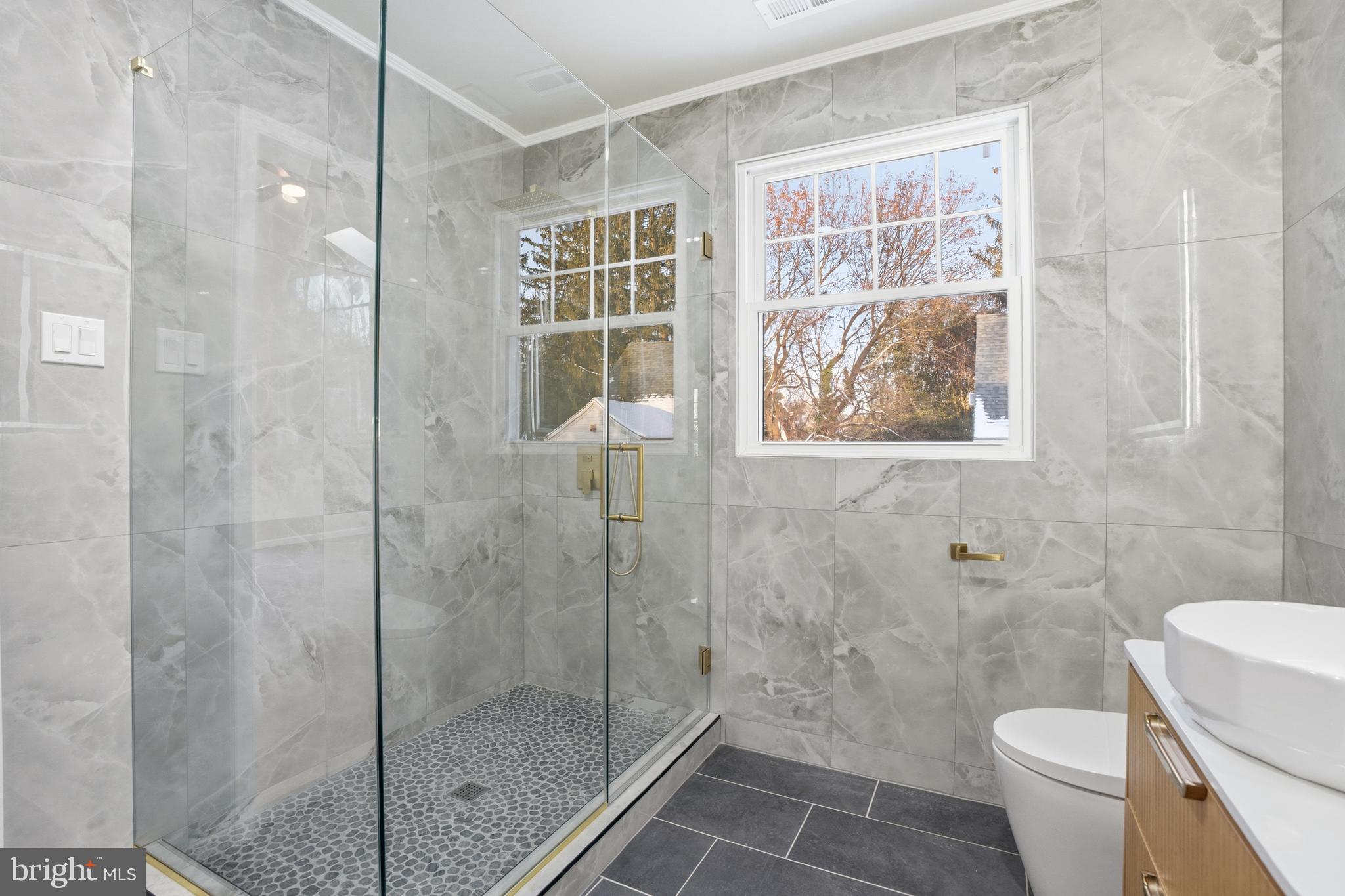 HUNTINGDON VALLEY - Residential