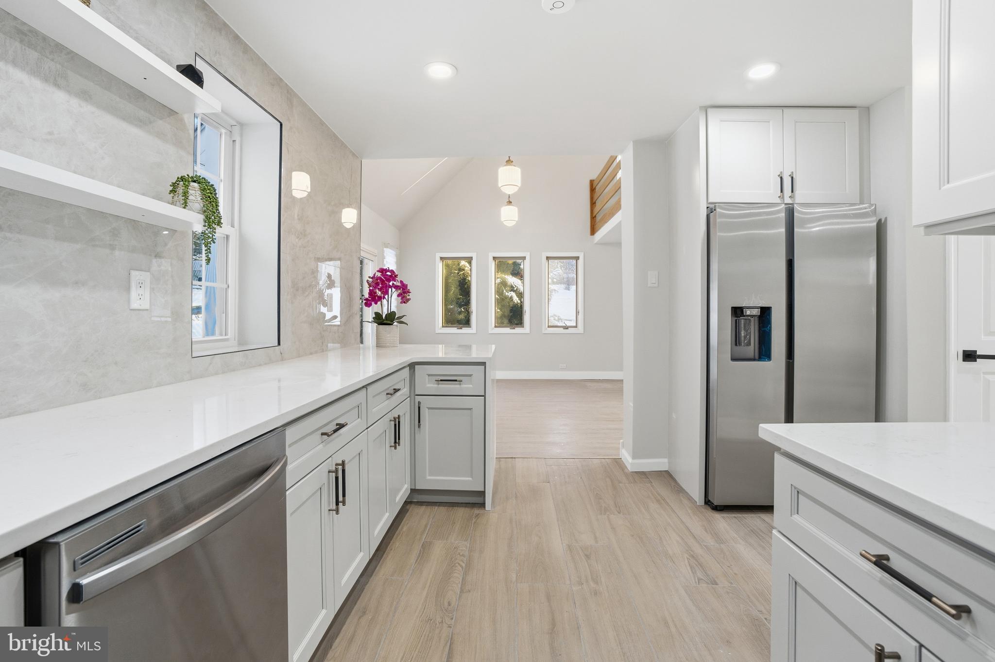 HUNTINGDON VALLEY - Residential