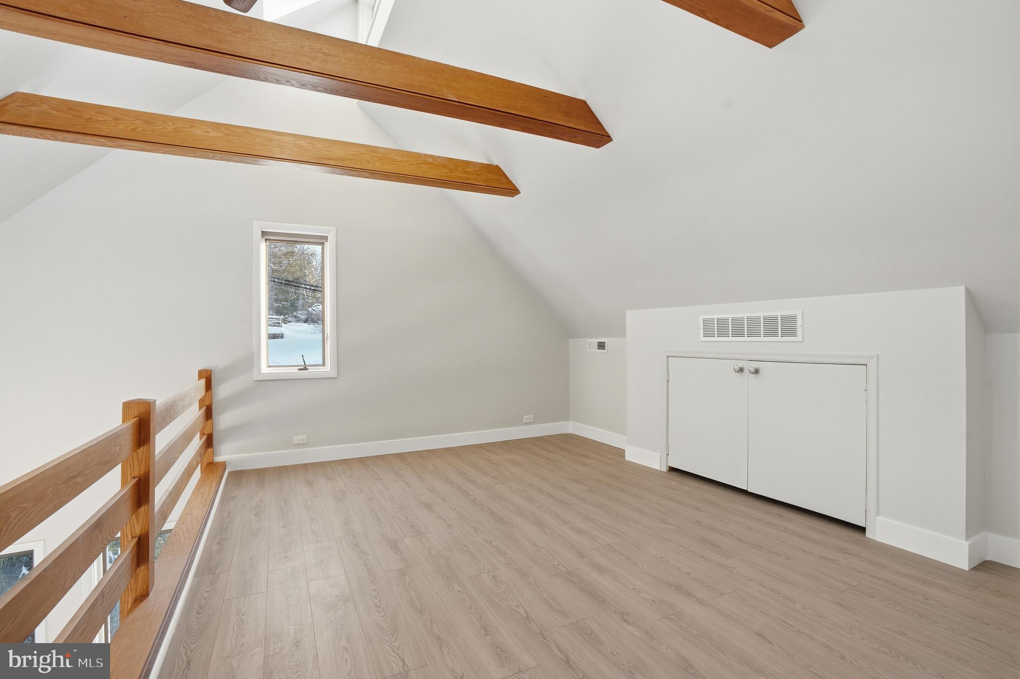 HUNTINGDON VALLEY - Residential