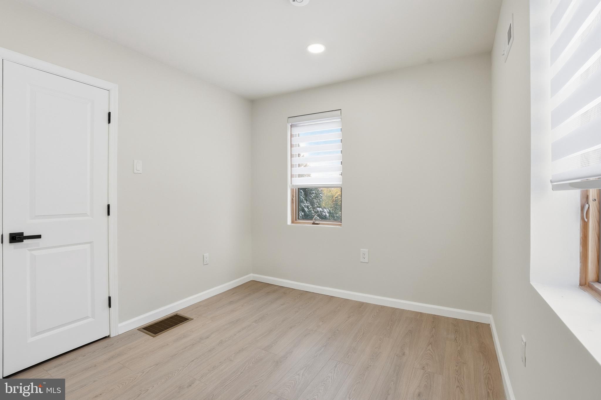 HUNTINGDON VALLEY - Residential