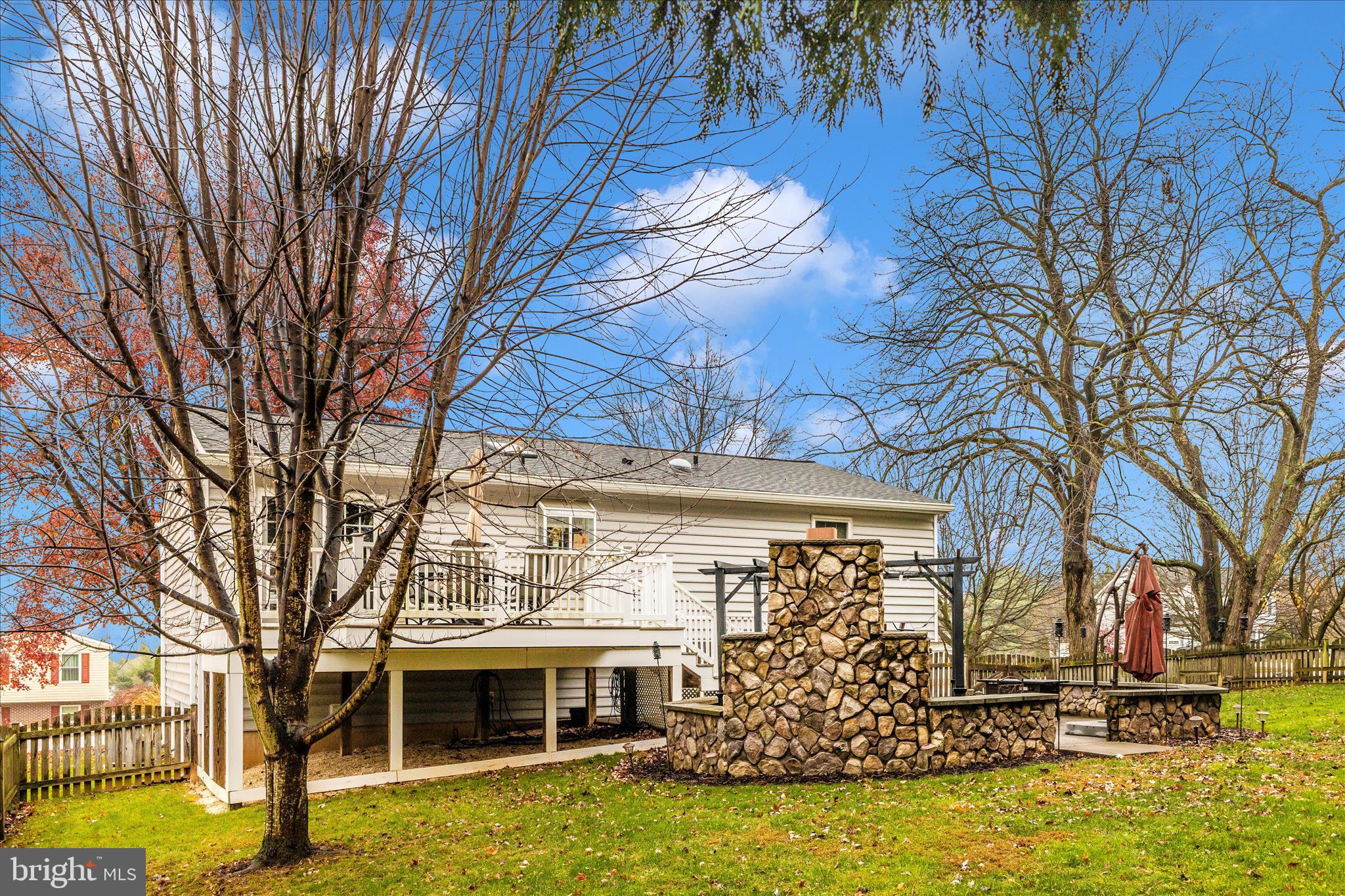 WHISPERING MEADOWS - Residential