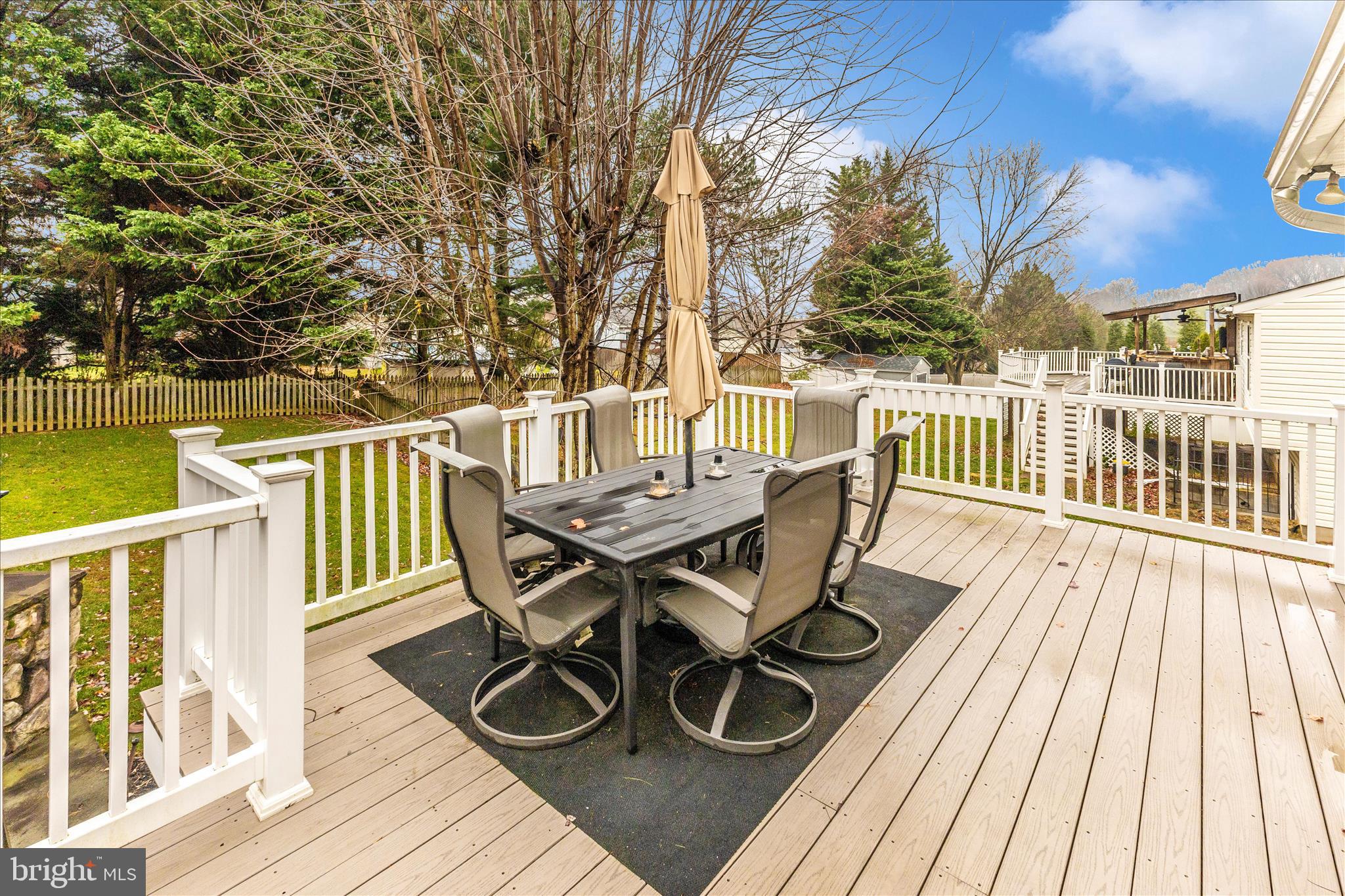 WHISPERING MEADOWS - Residential