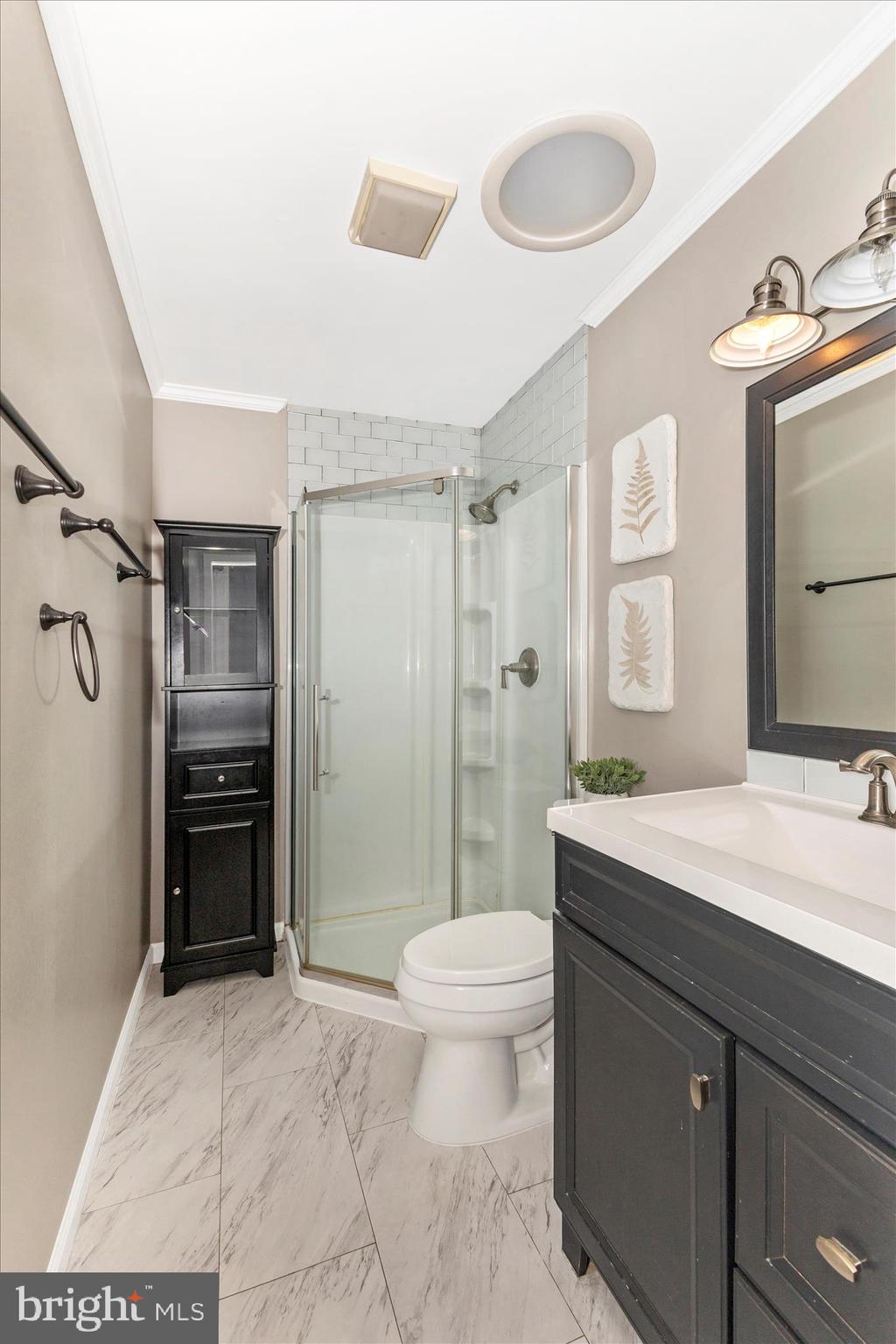 WHISPERING MEADOWS - Residential