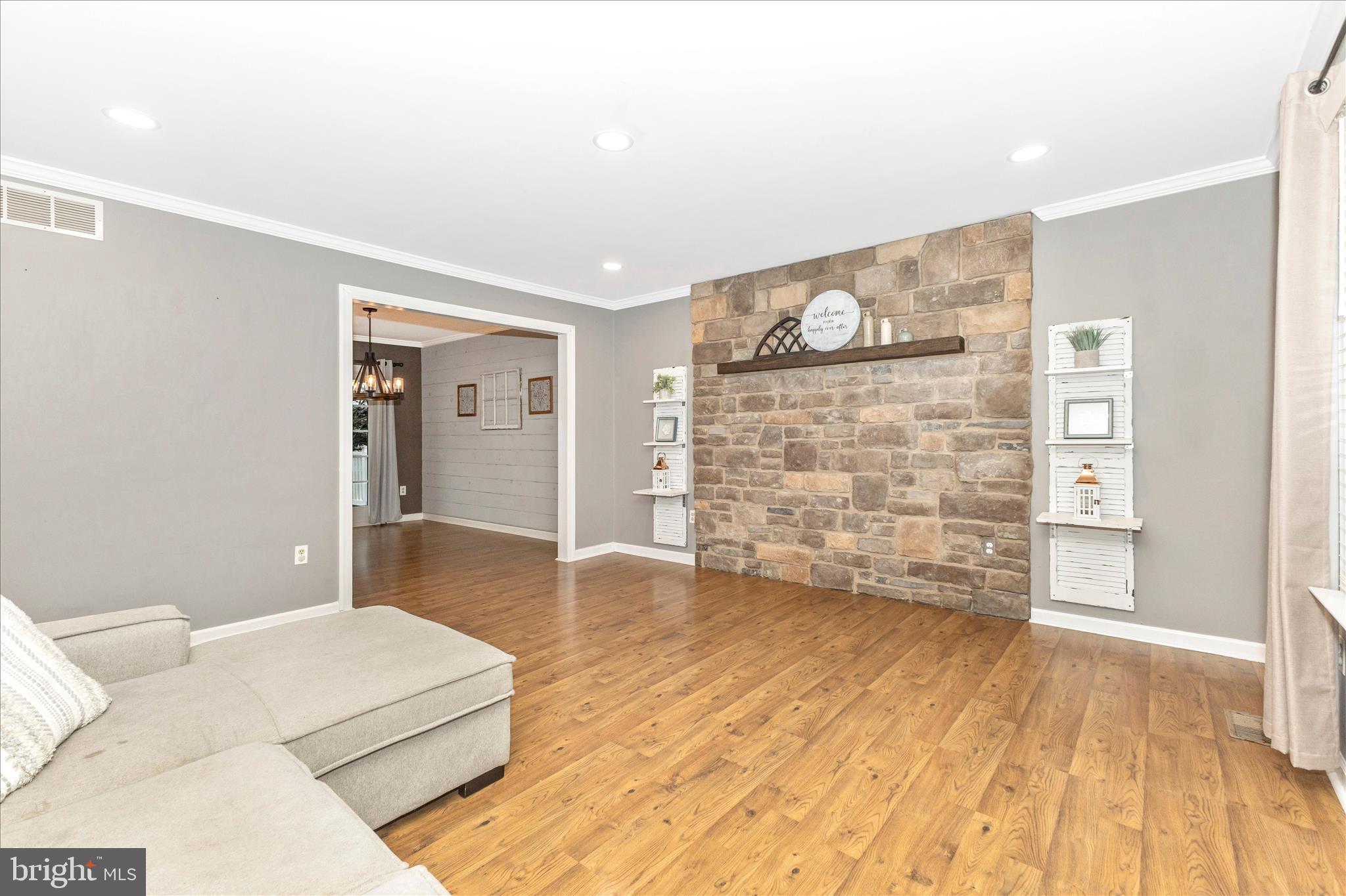 WHISPERING MEADOWS - Residential