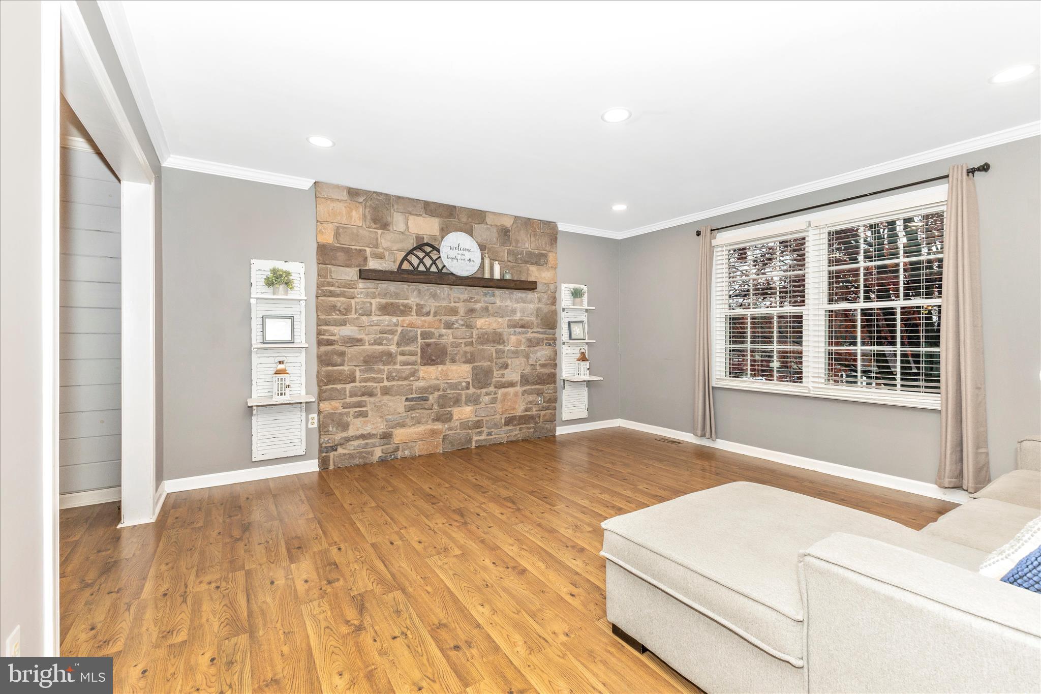 WHISPERING MEADOWS - Residential