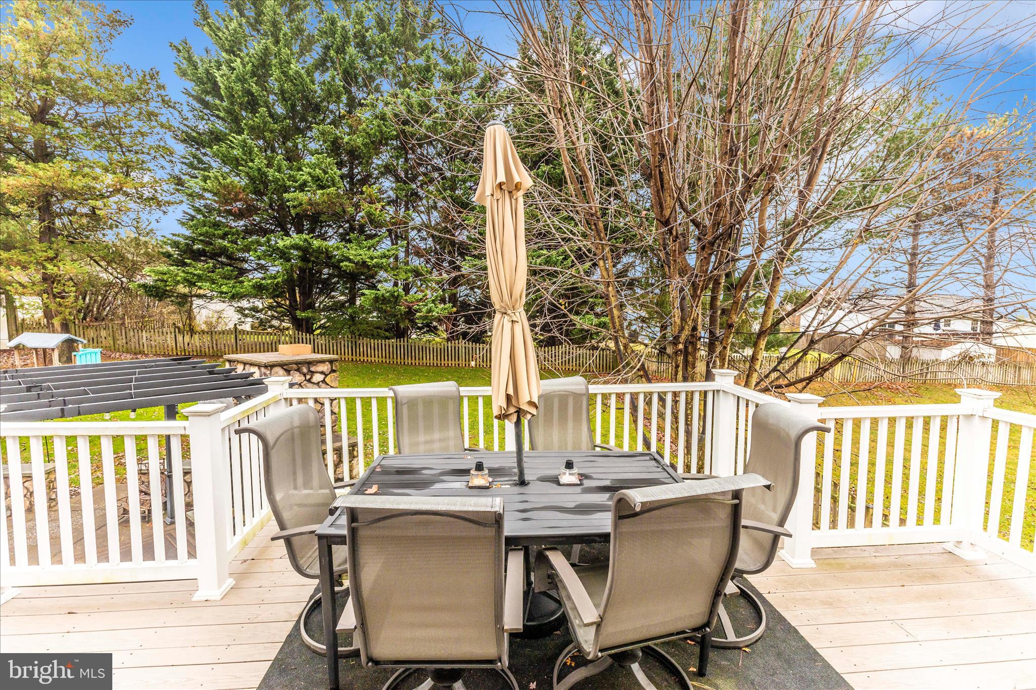 WHISPERING MEADOWS - Residential