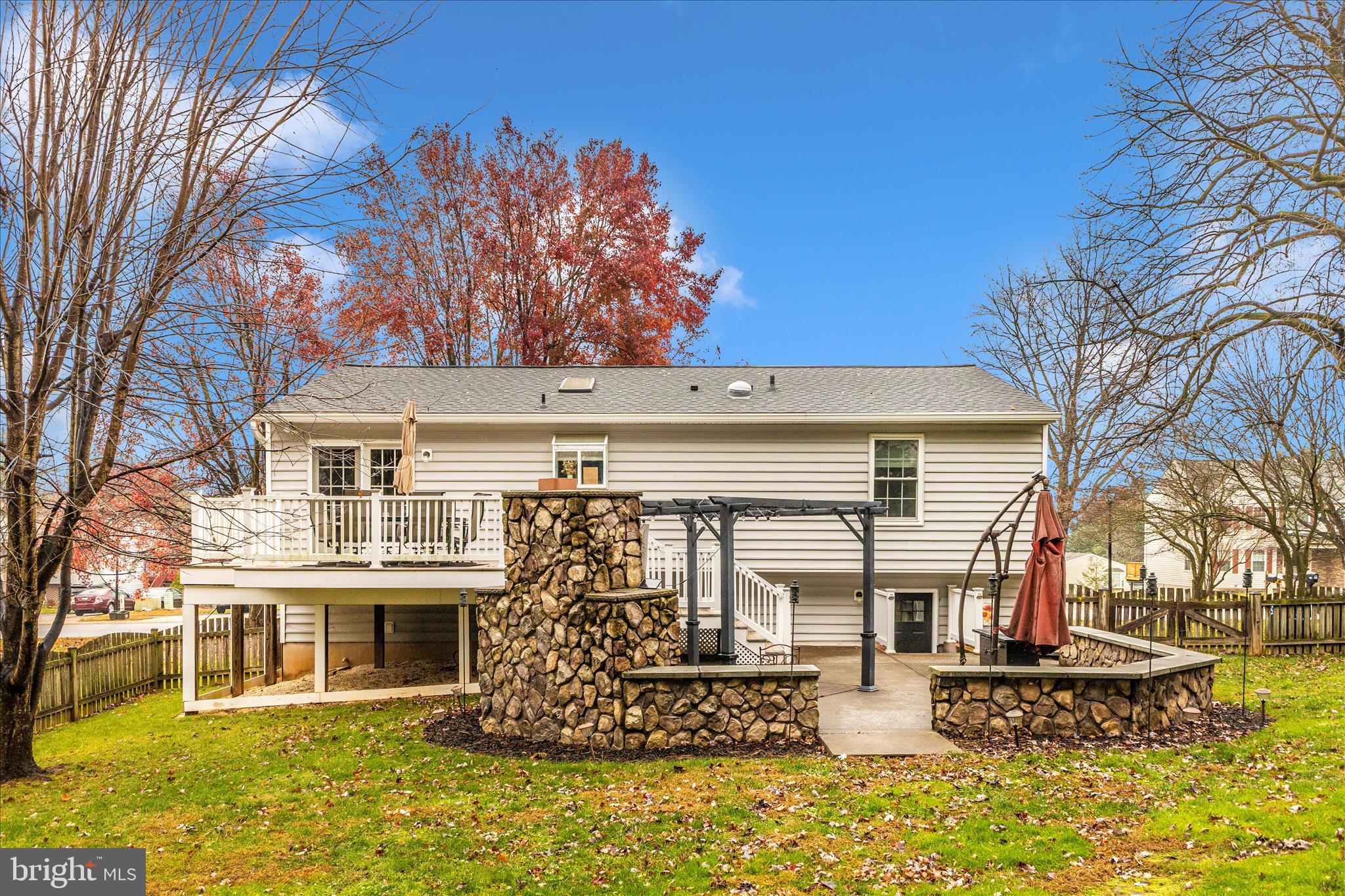 WHISPERING MEADOWS - Residential