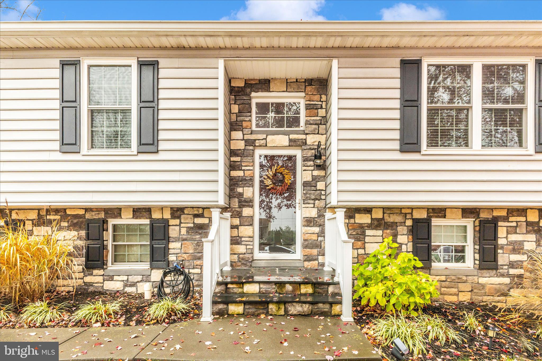 WHISPERING MEADOWS - Residential