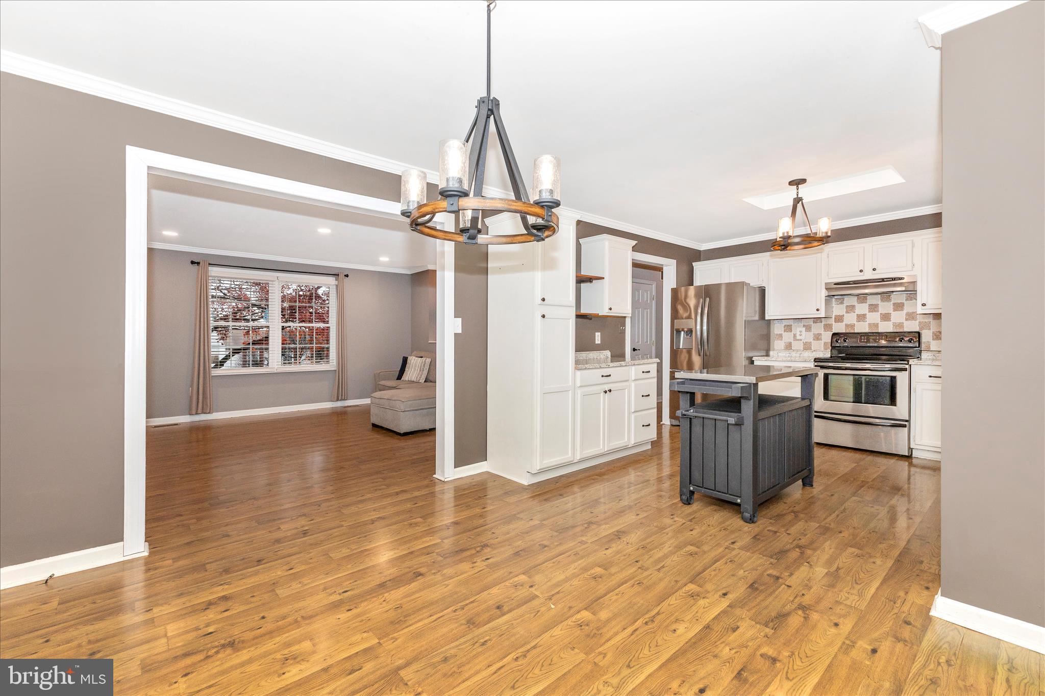 WHISPERING MEADOWS - Residential