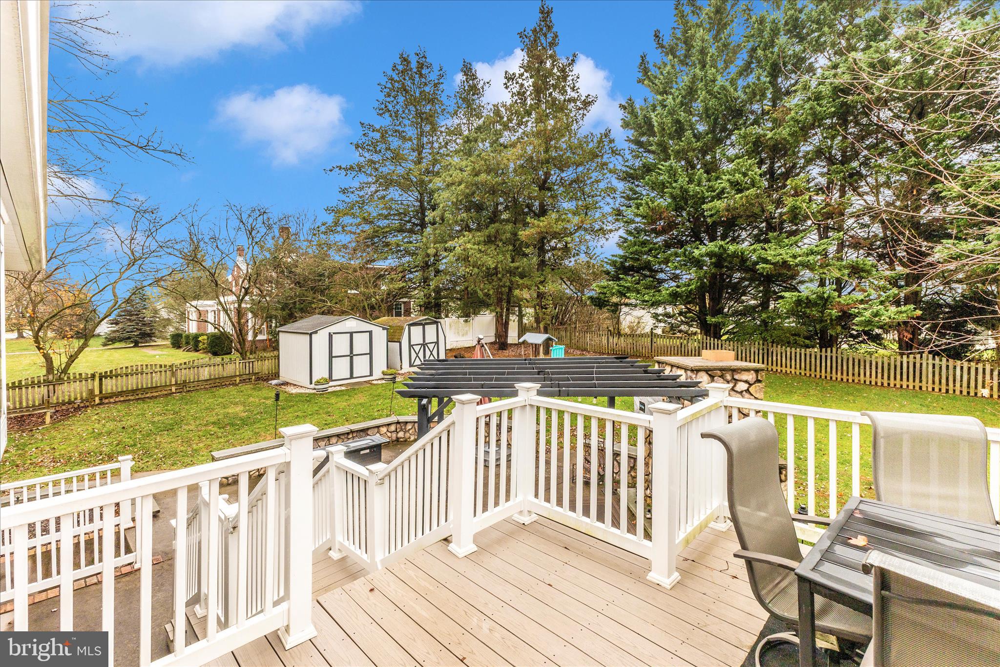 WHISPERING MEADOWS - Residential