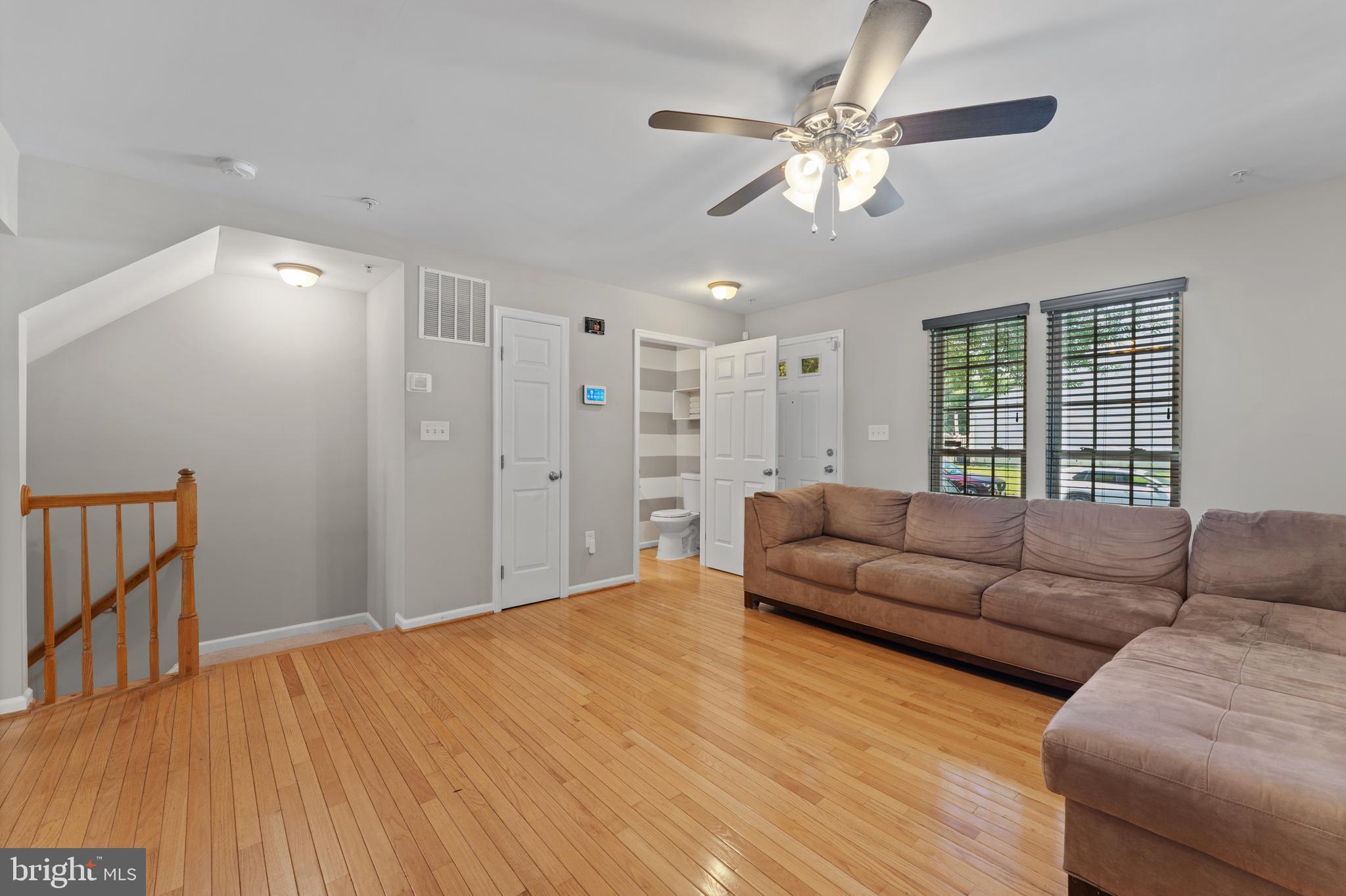 1504 FALLING BROOK COURT