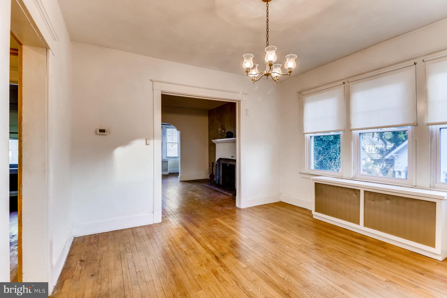 WINDSOR HILLS - Residential