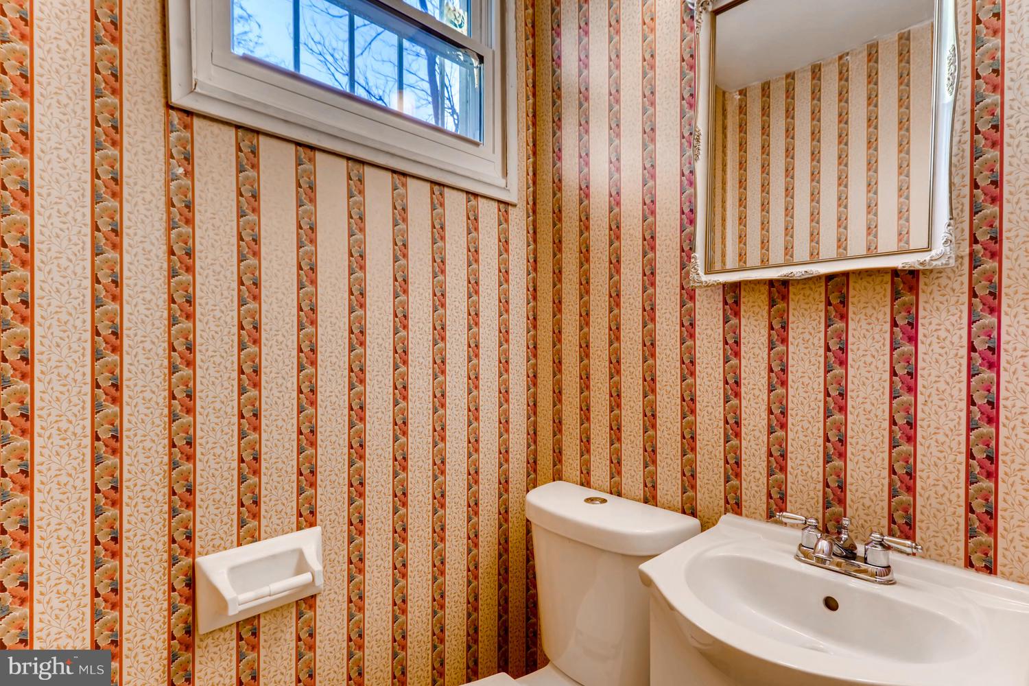 WINDSOR HILLS - Residential