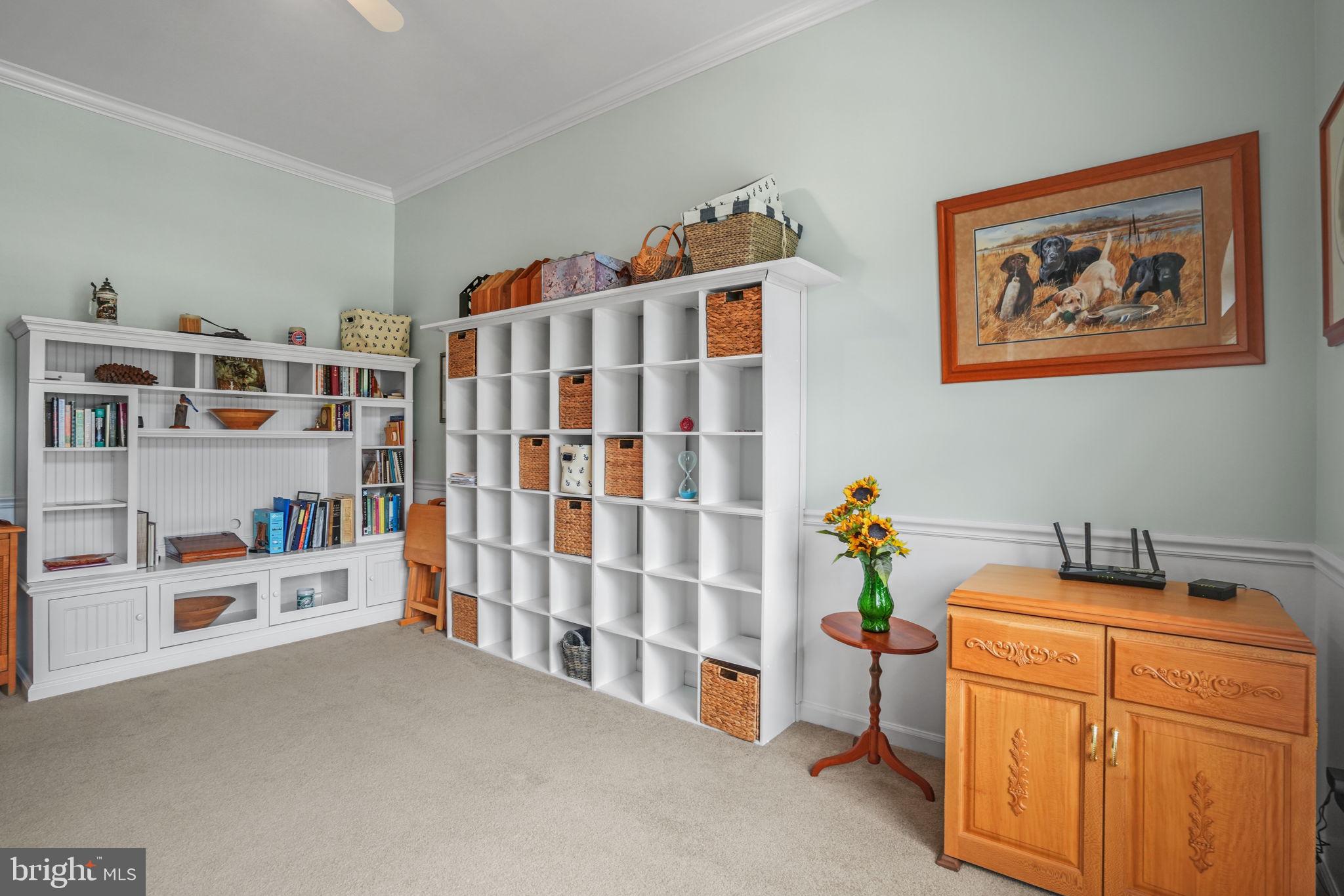 CAPTAIN'S COVE - Residential