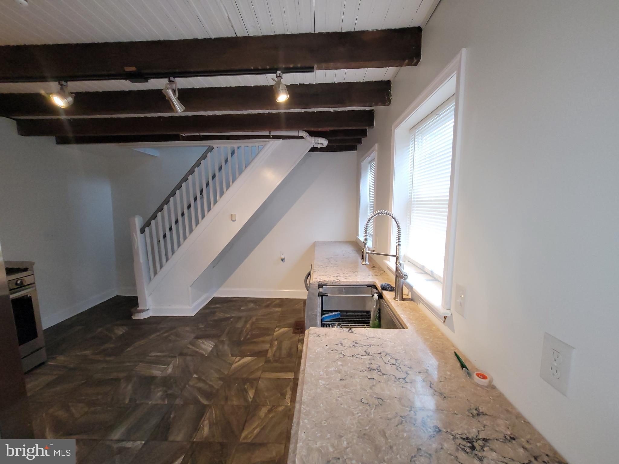 NORRISTOWN - Residential