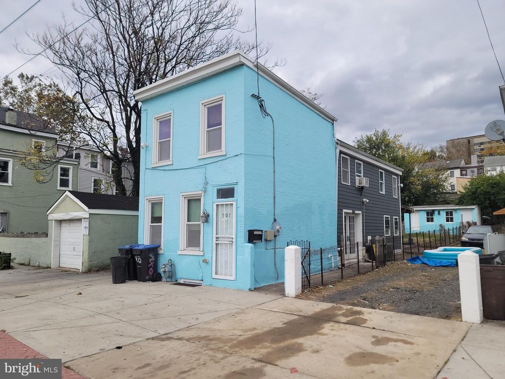 Photo of 507 E Lafayette Street, NORRISTOWN, PA 19401 (MLS # PAMC2159708)