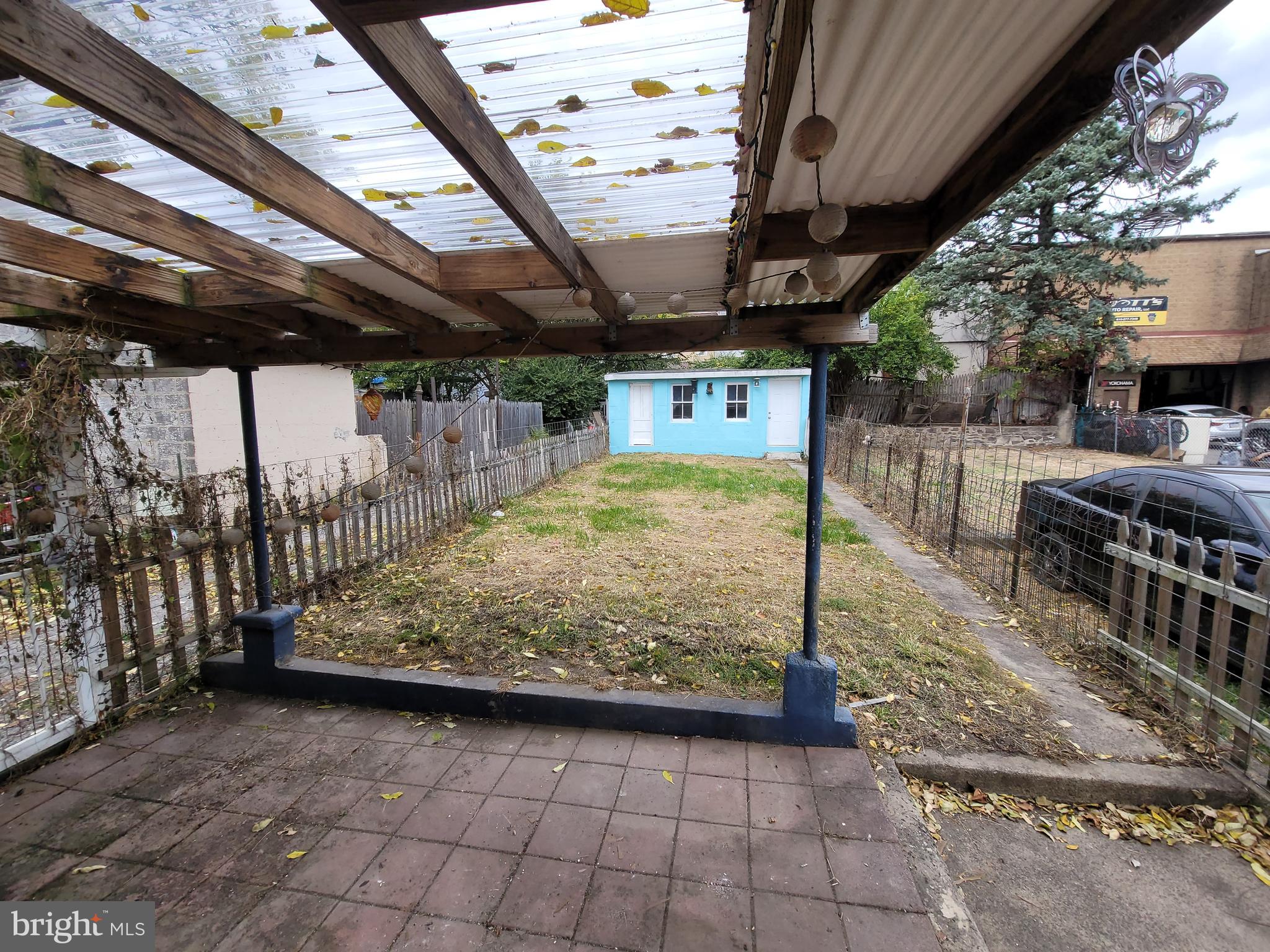 NORRISTOWN - Residential