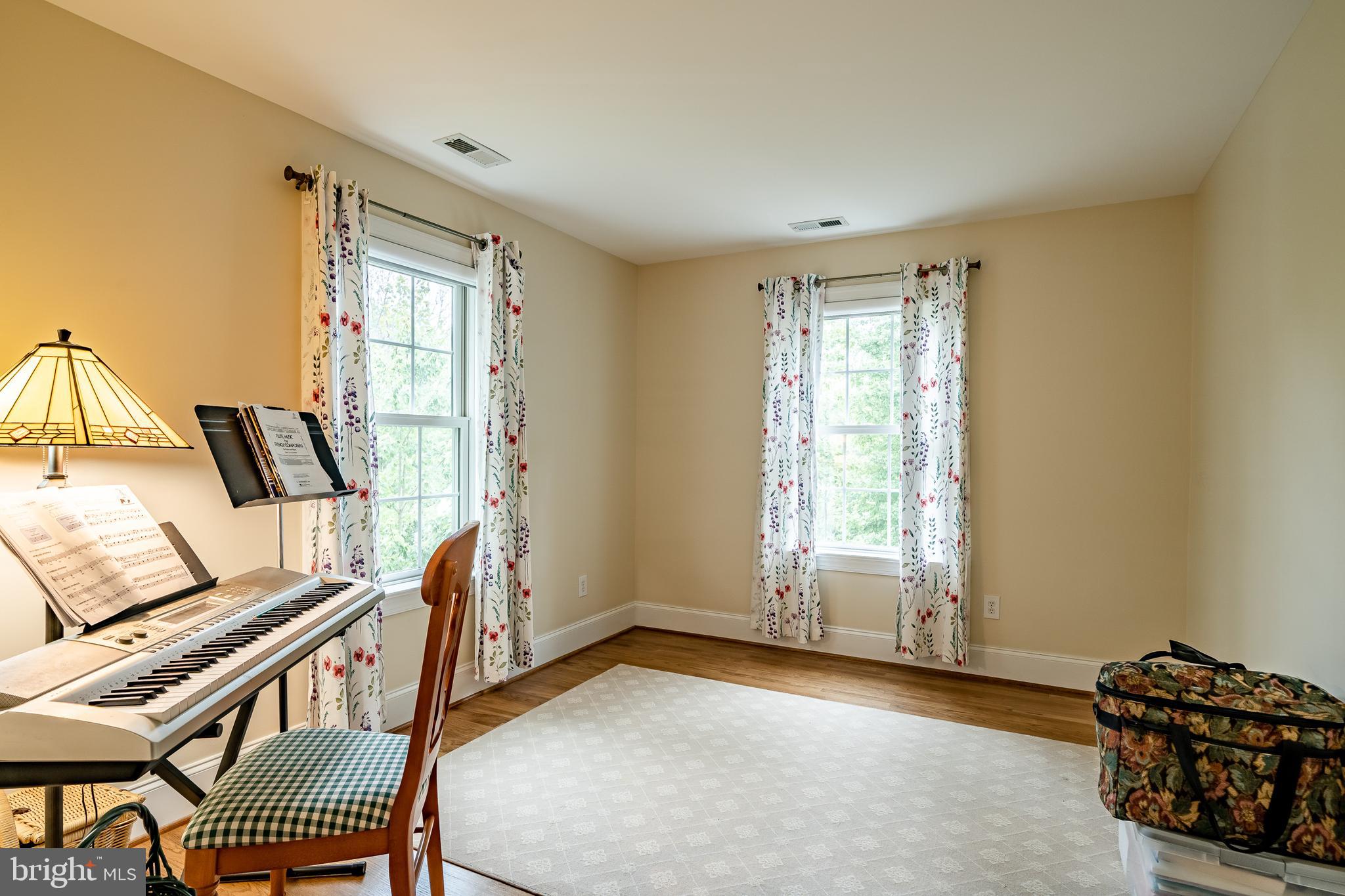 BRICK HOUSE FARM - Residential