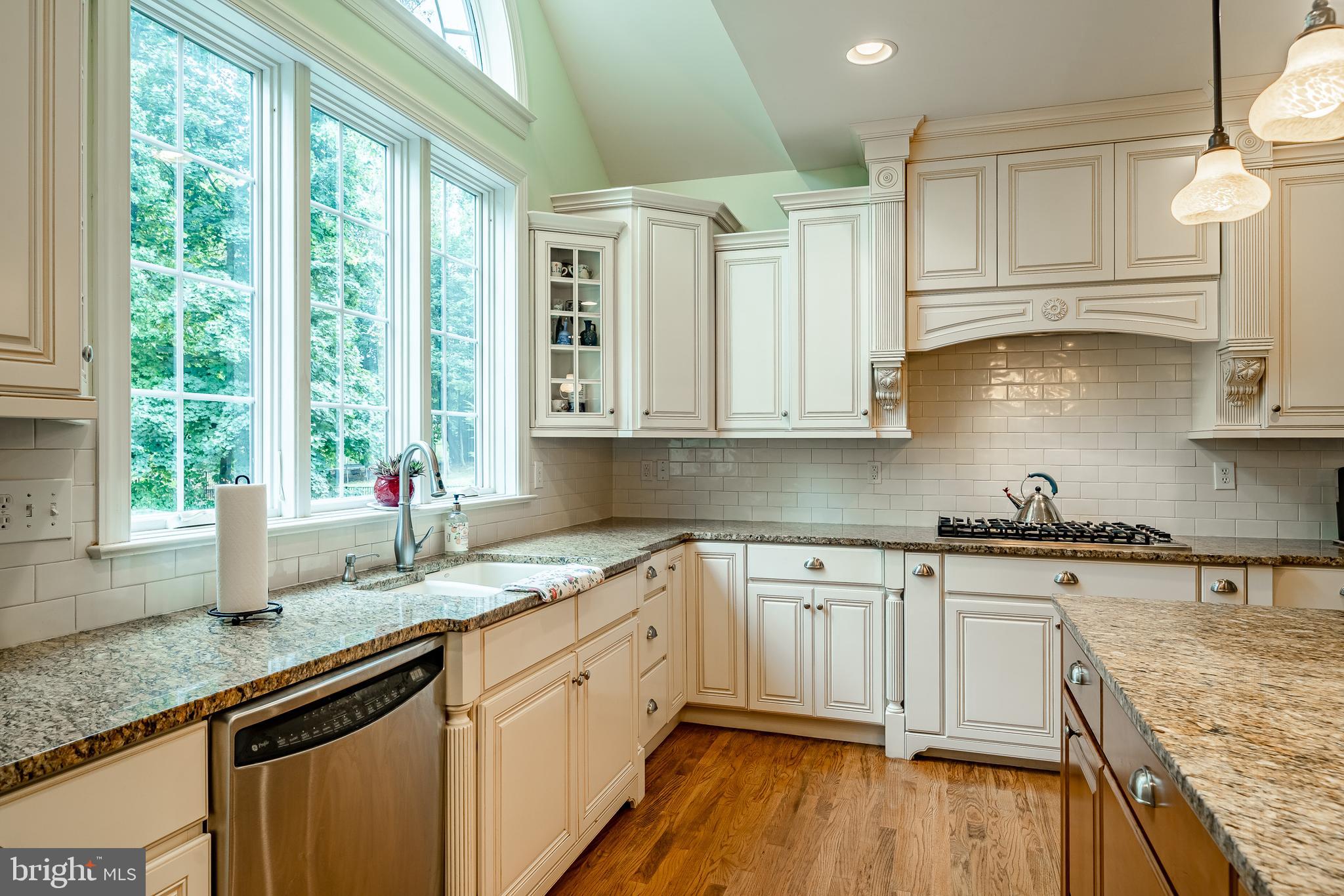 BRICK HOUSE FARM - Residential