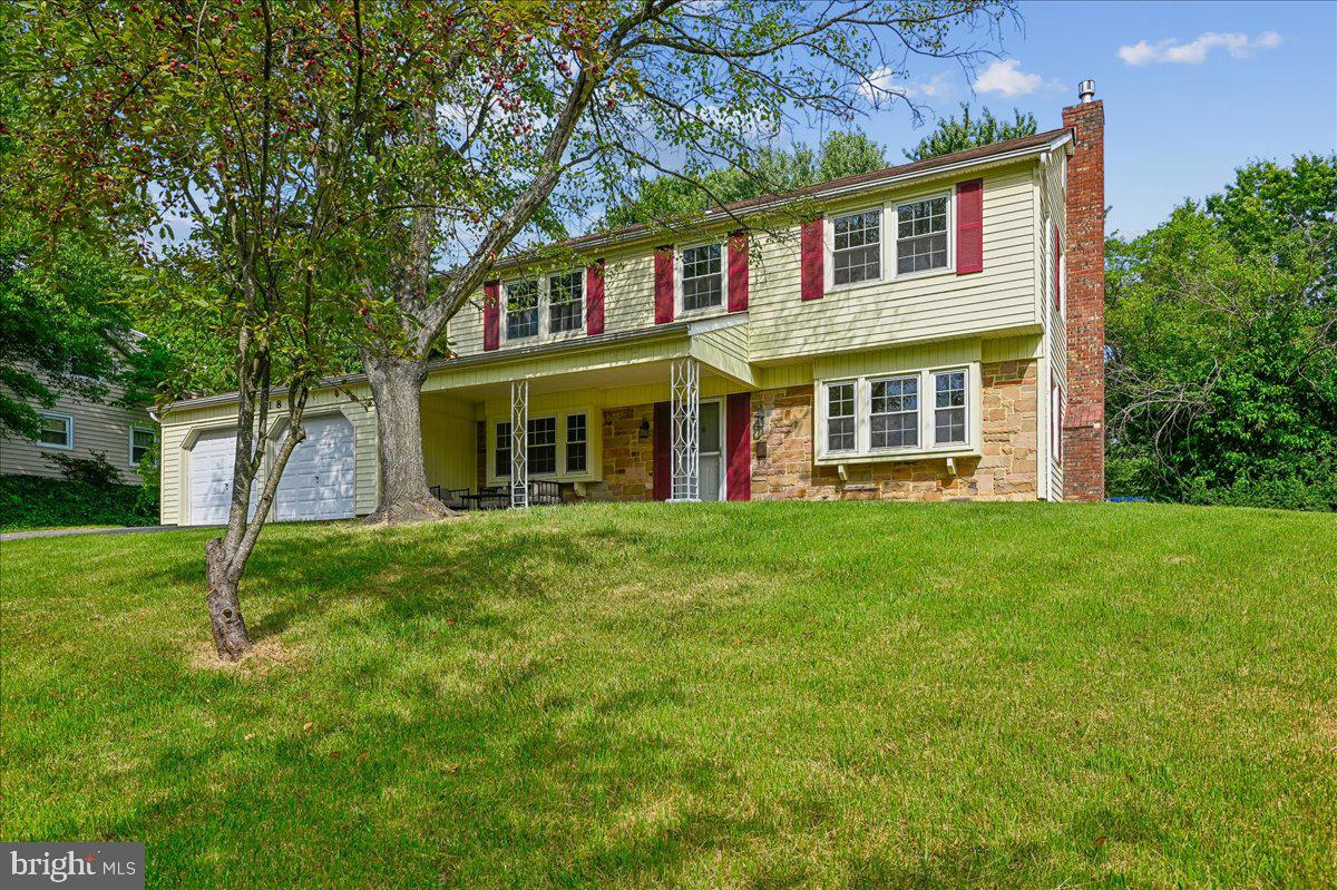 12218 VALERIE LANE