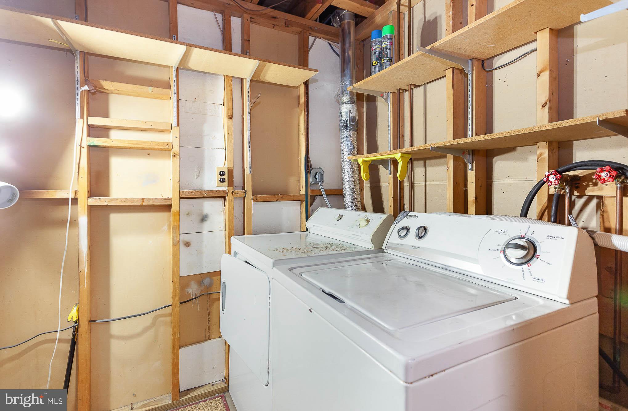 FRANKLIN RIDGE TOWNHOUSE - Residential