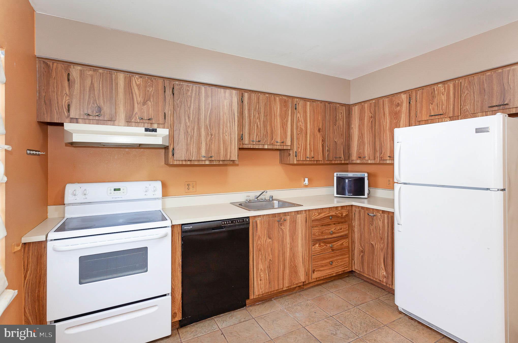 FRANKLIN RIDGE TOWNHOUSE - Residential