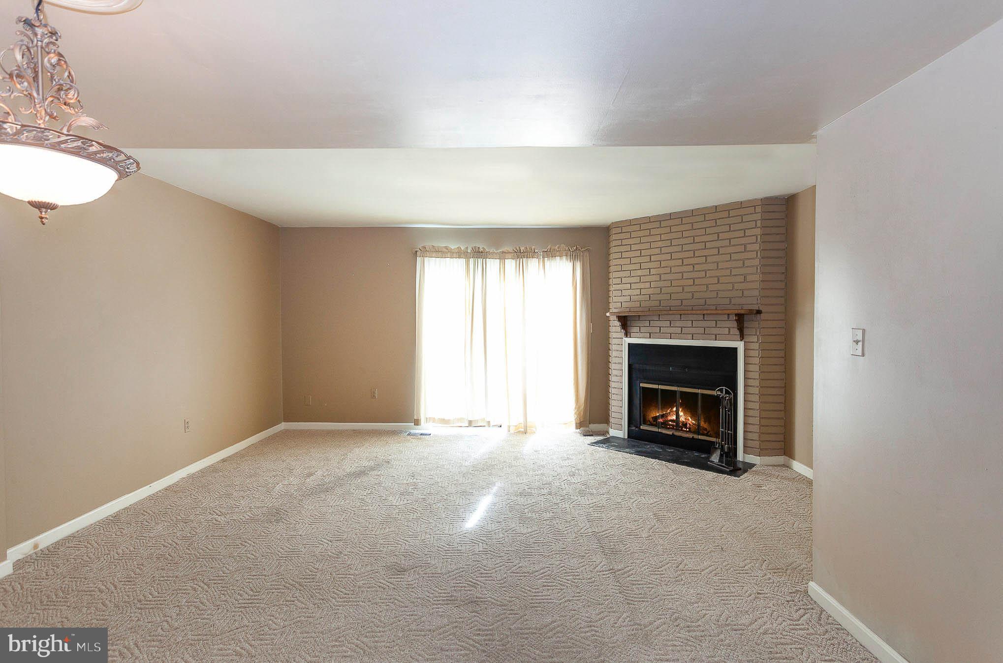 FRANKLIN RIDGE TOWNHOUSE - Residential