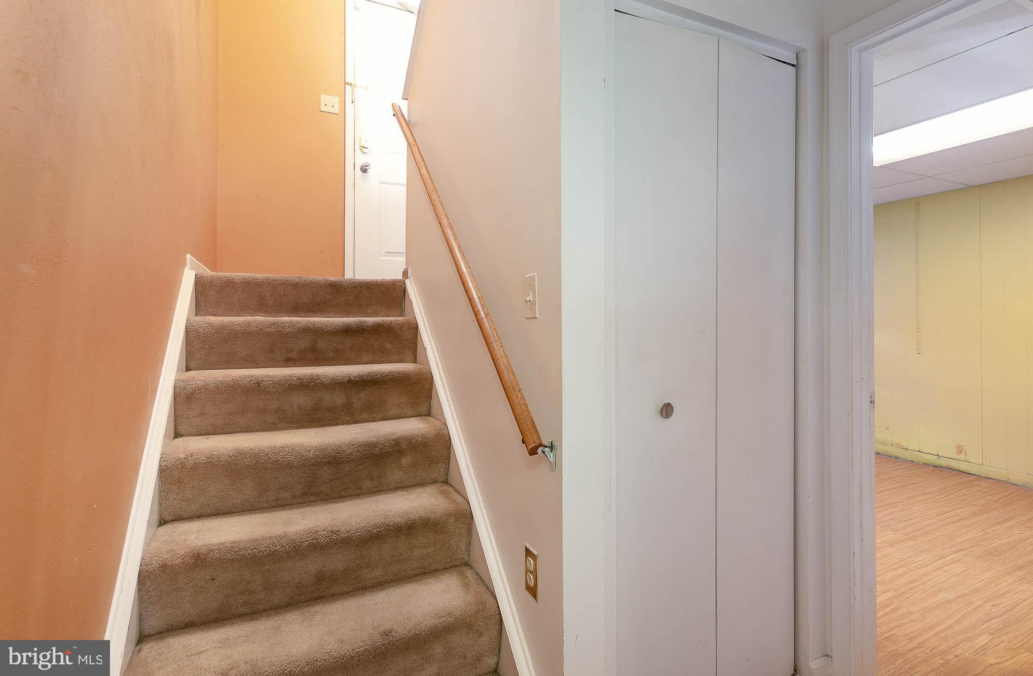 FRANKLIN RIDGE TOWNHOUSE - Residential