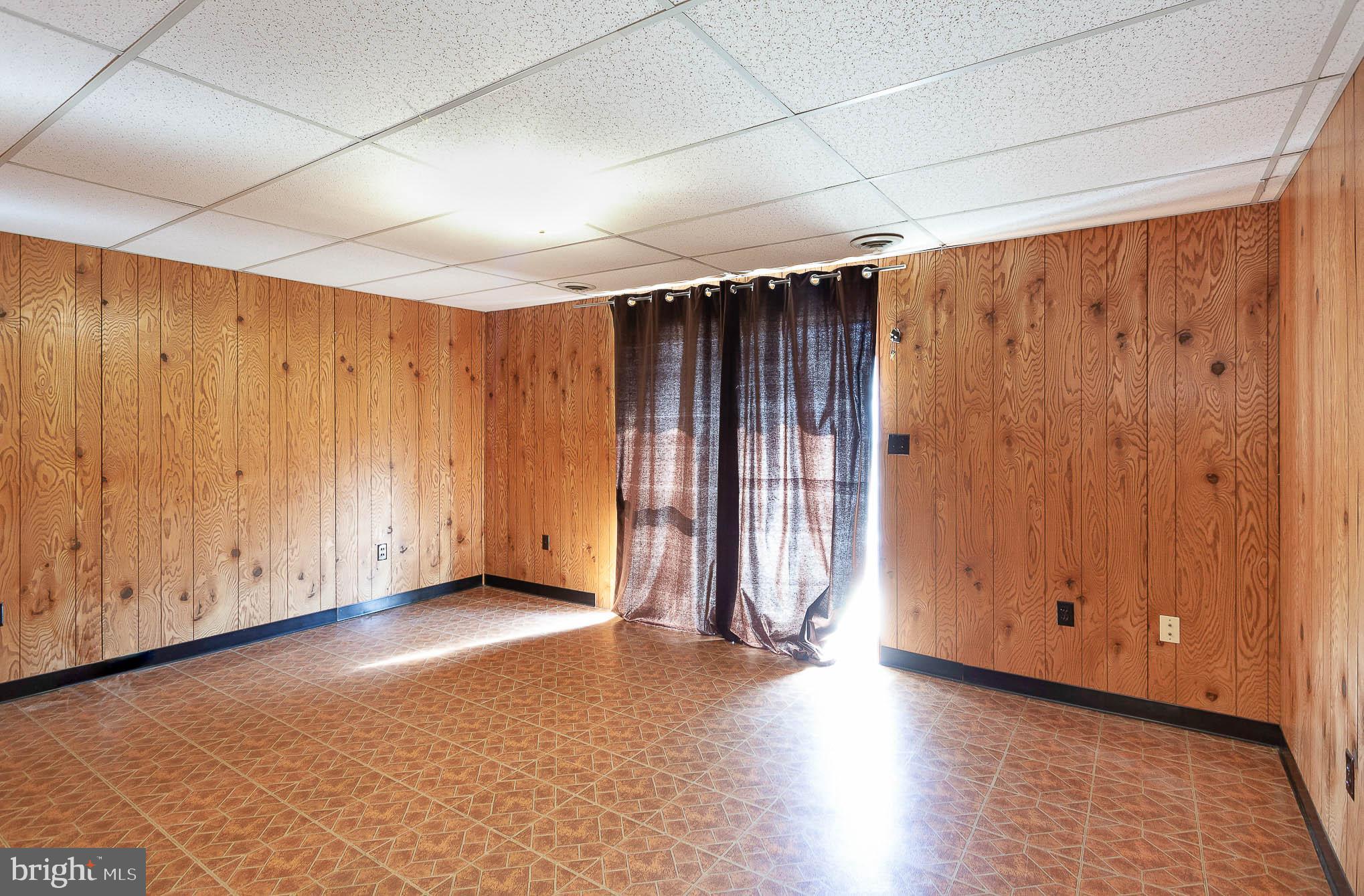 FRANKLIN RIDGE TOWNHOUSE - Residential