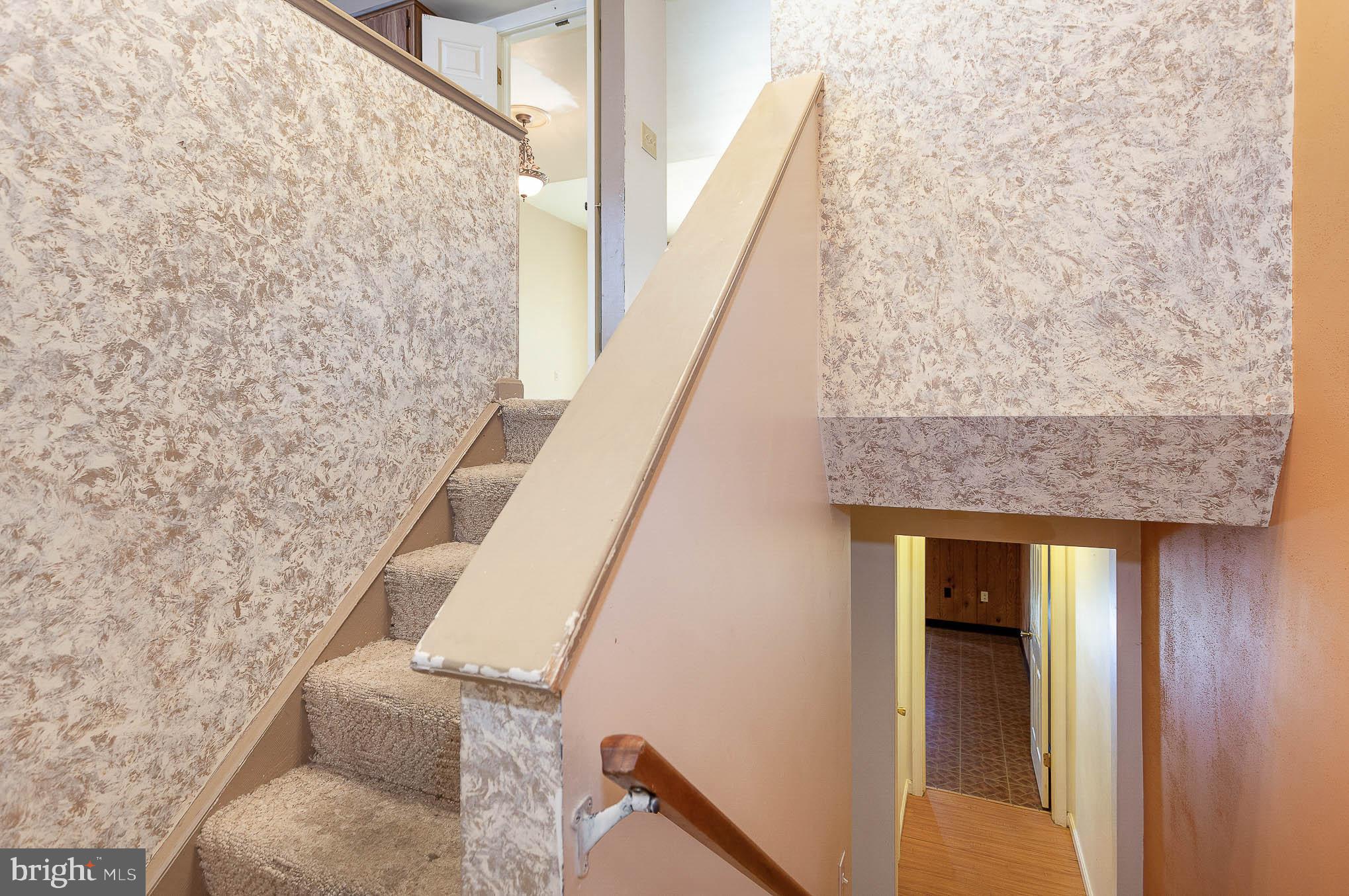 FRANKLIN RIDGE TOWNHOUSE - Residential