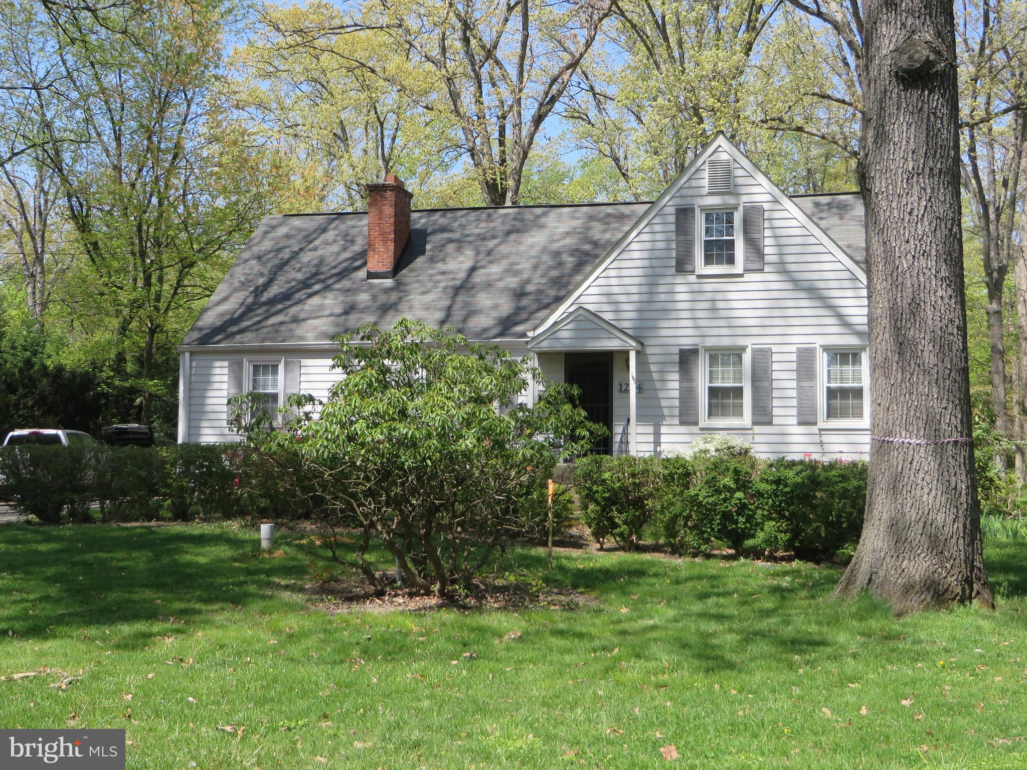 HILLANDALE HEIGHTS - Residential