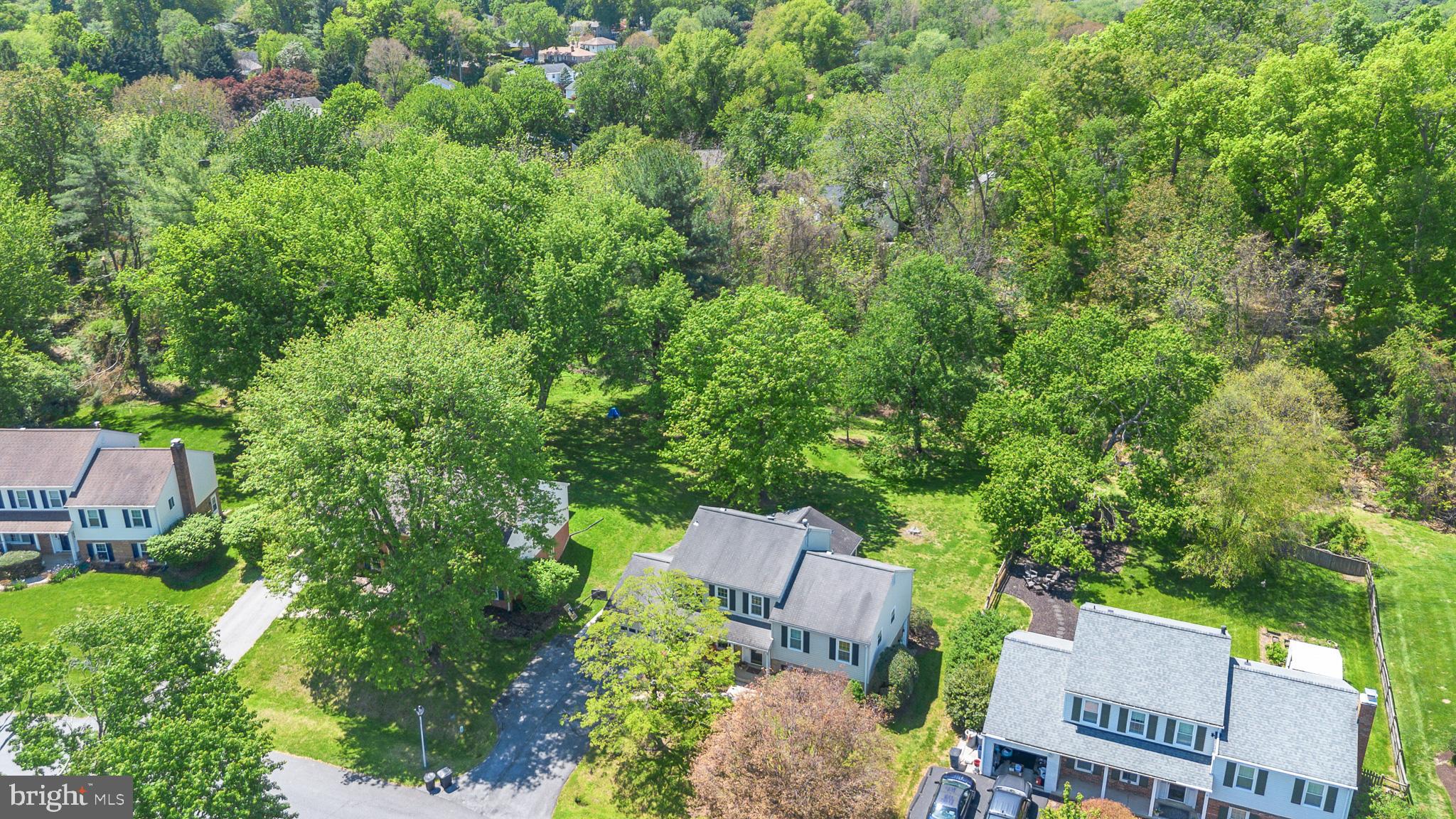 BROOKVILLE KNOLLS - Residential