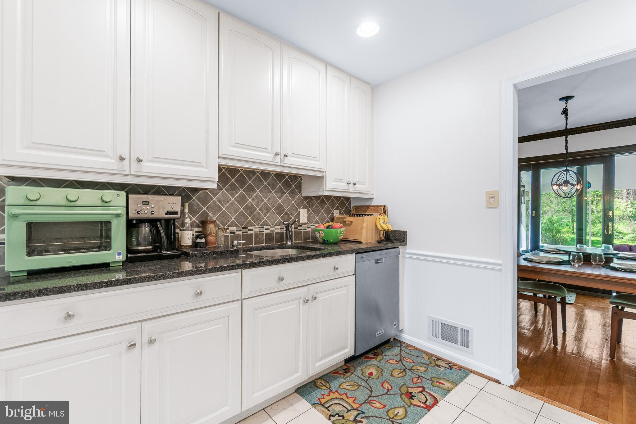 BROOKVILLE KNOLLS - Residential