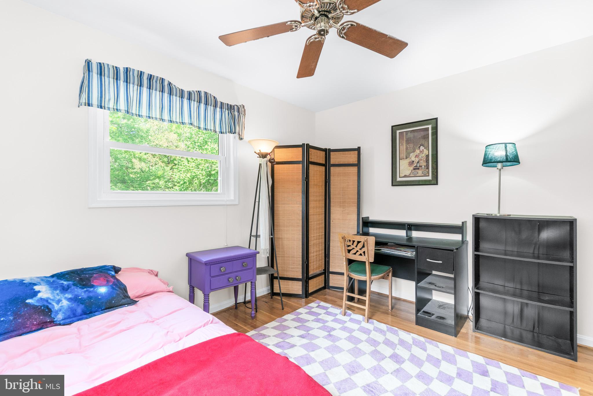 BROOKVILLE KNOLLS - Residential
