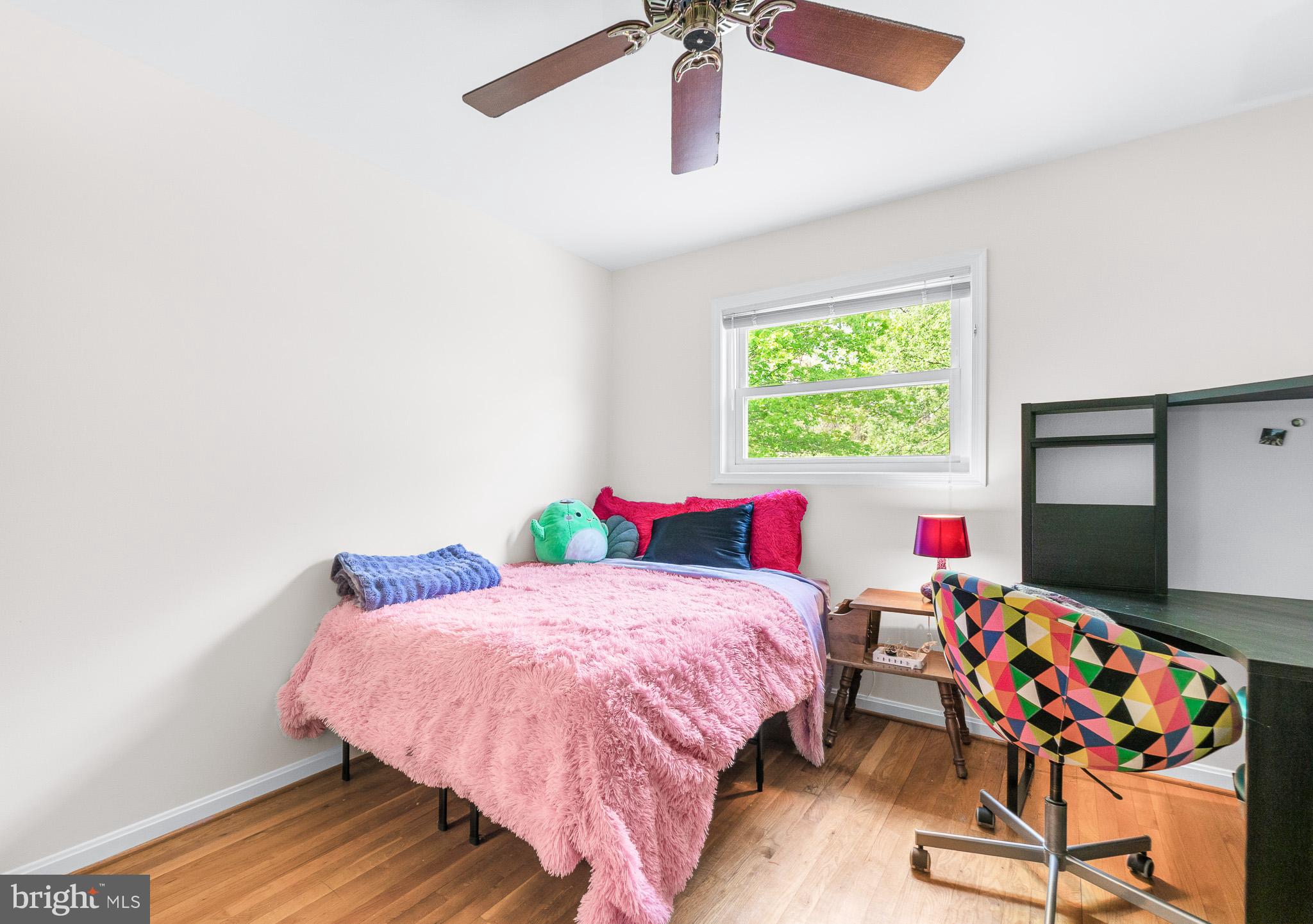BROOKVILLE KNOLLS - Residential