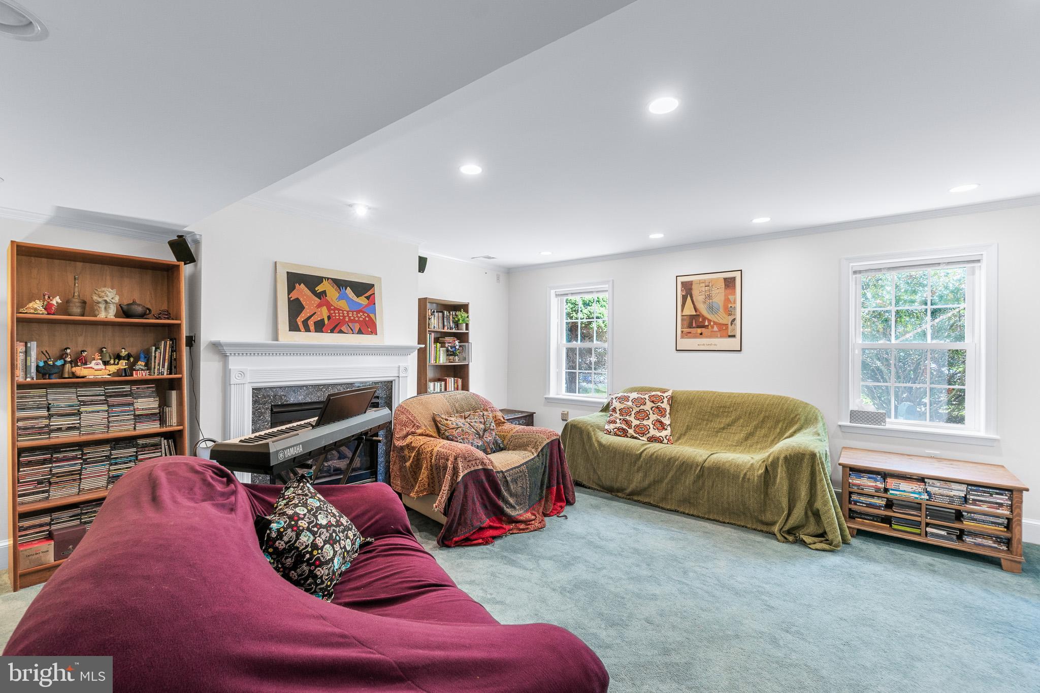 BROOKVILLE KNOLLS - Residential