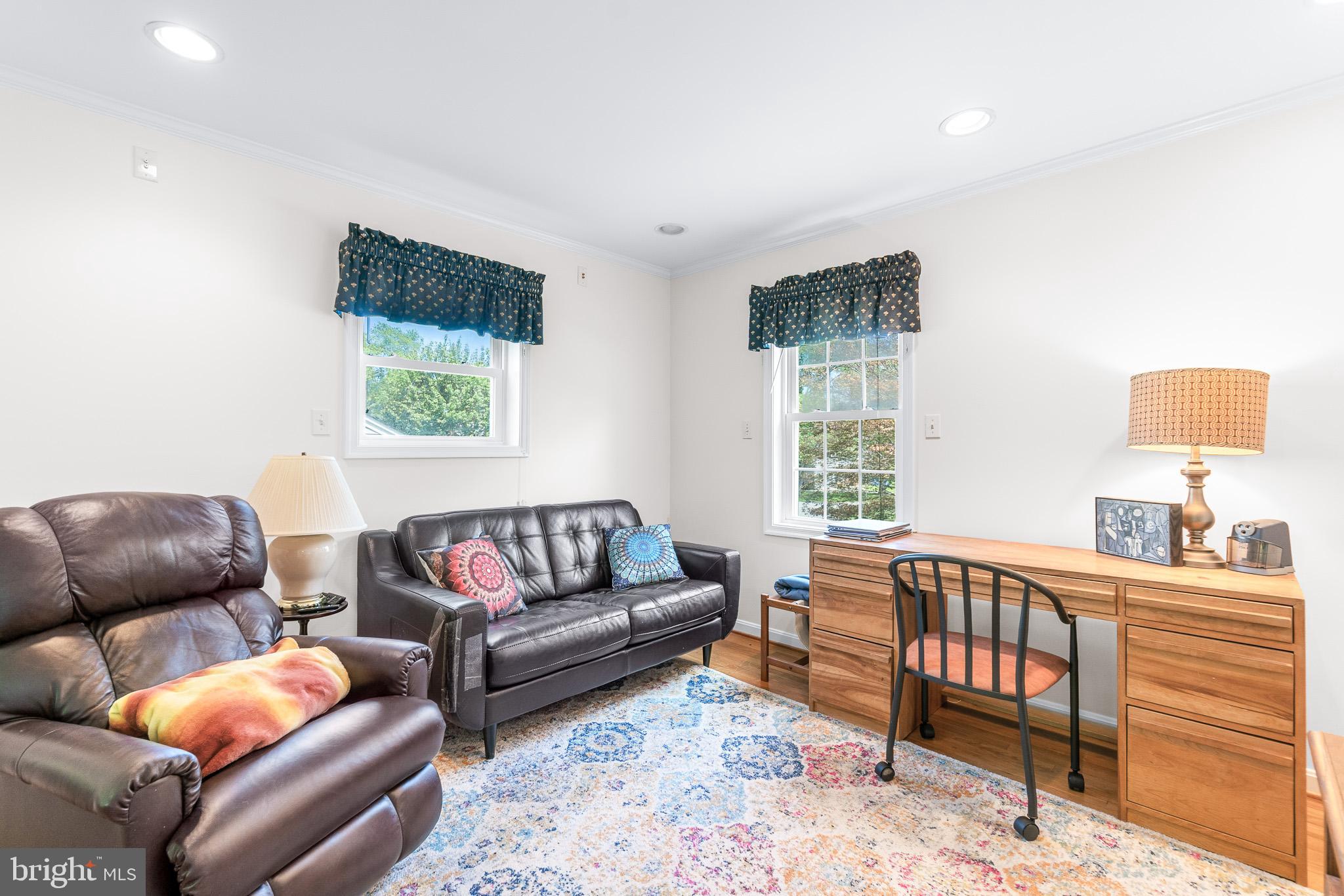 BROOKVILLE KNOLLS - Residential