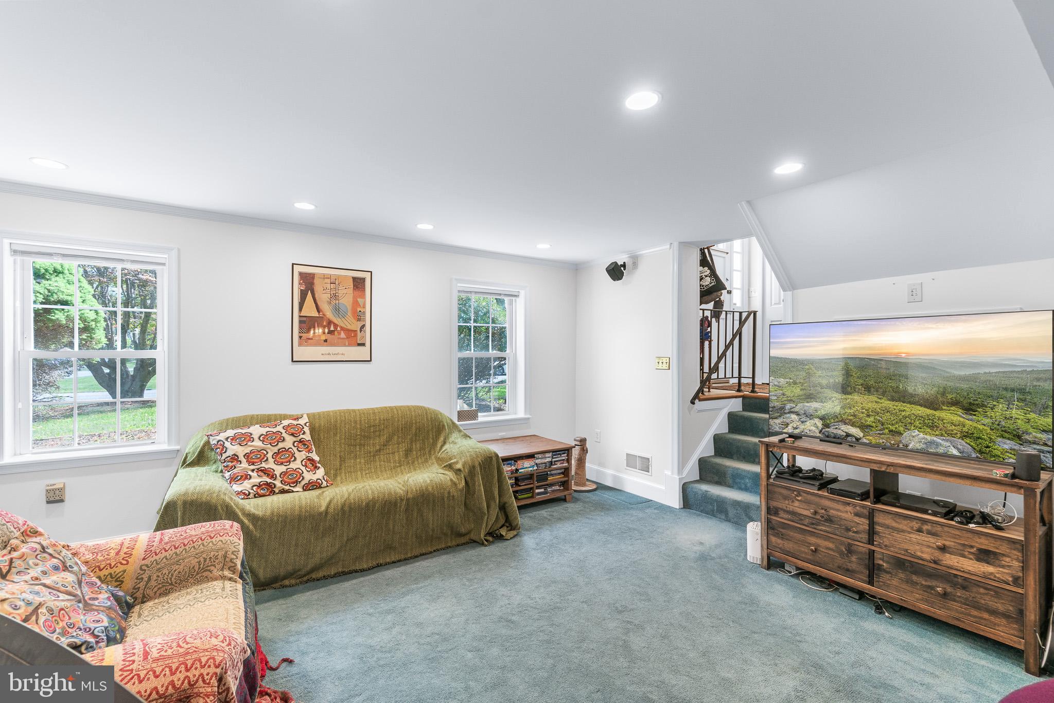 BROOKVILLE KNOLLS - Residential
