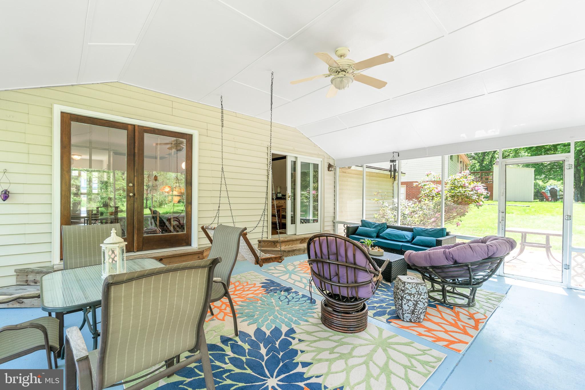 BROOKVILLE KNOLLS - Residential