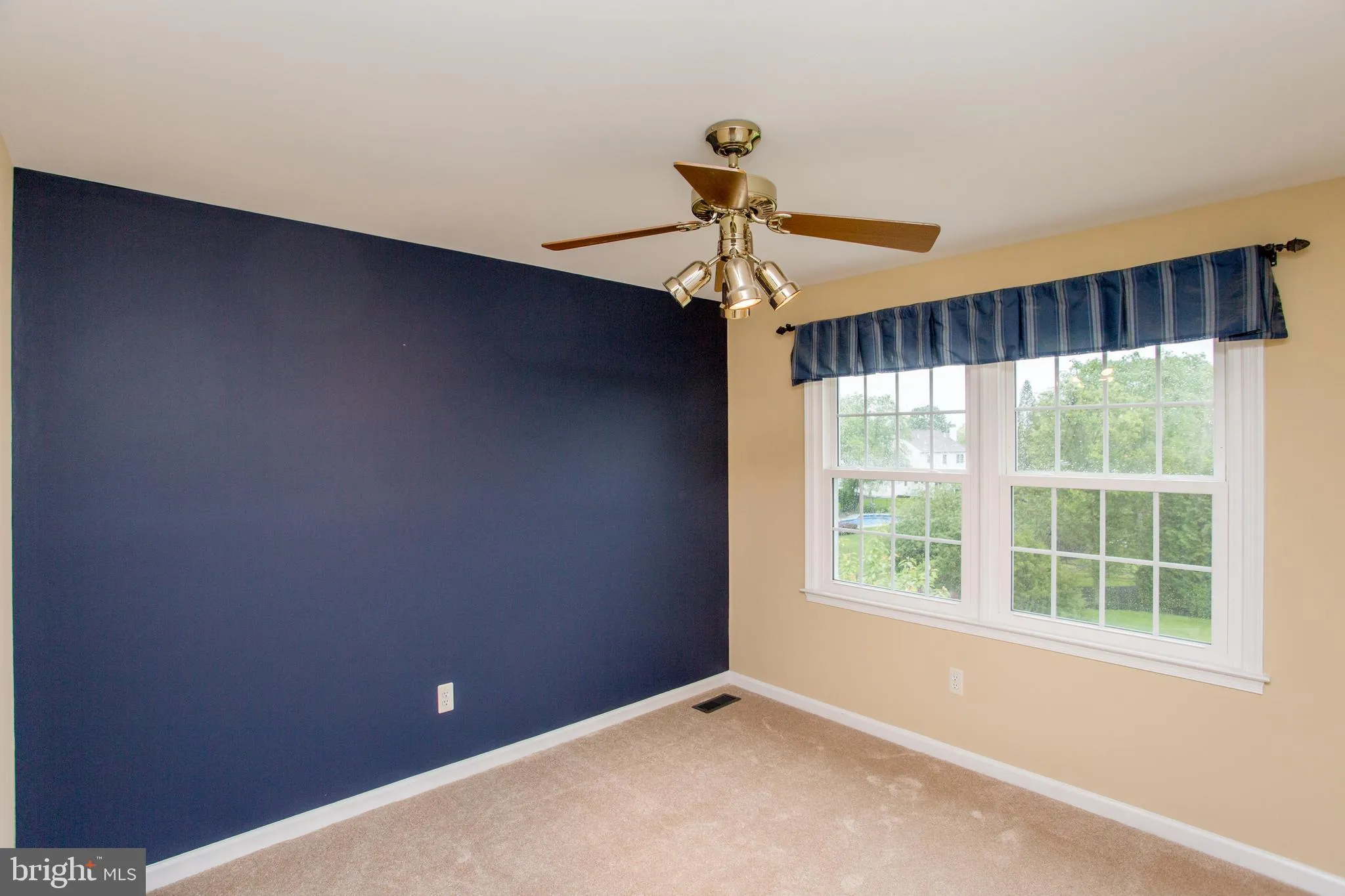 Jamison, Pennsylvania 18929, United States, 4 Bedrooms Bedrooms, ,3 BathroomsBathrooms,Residential,Active,129838