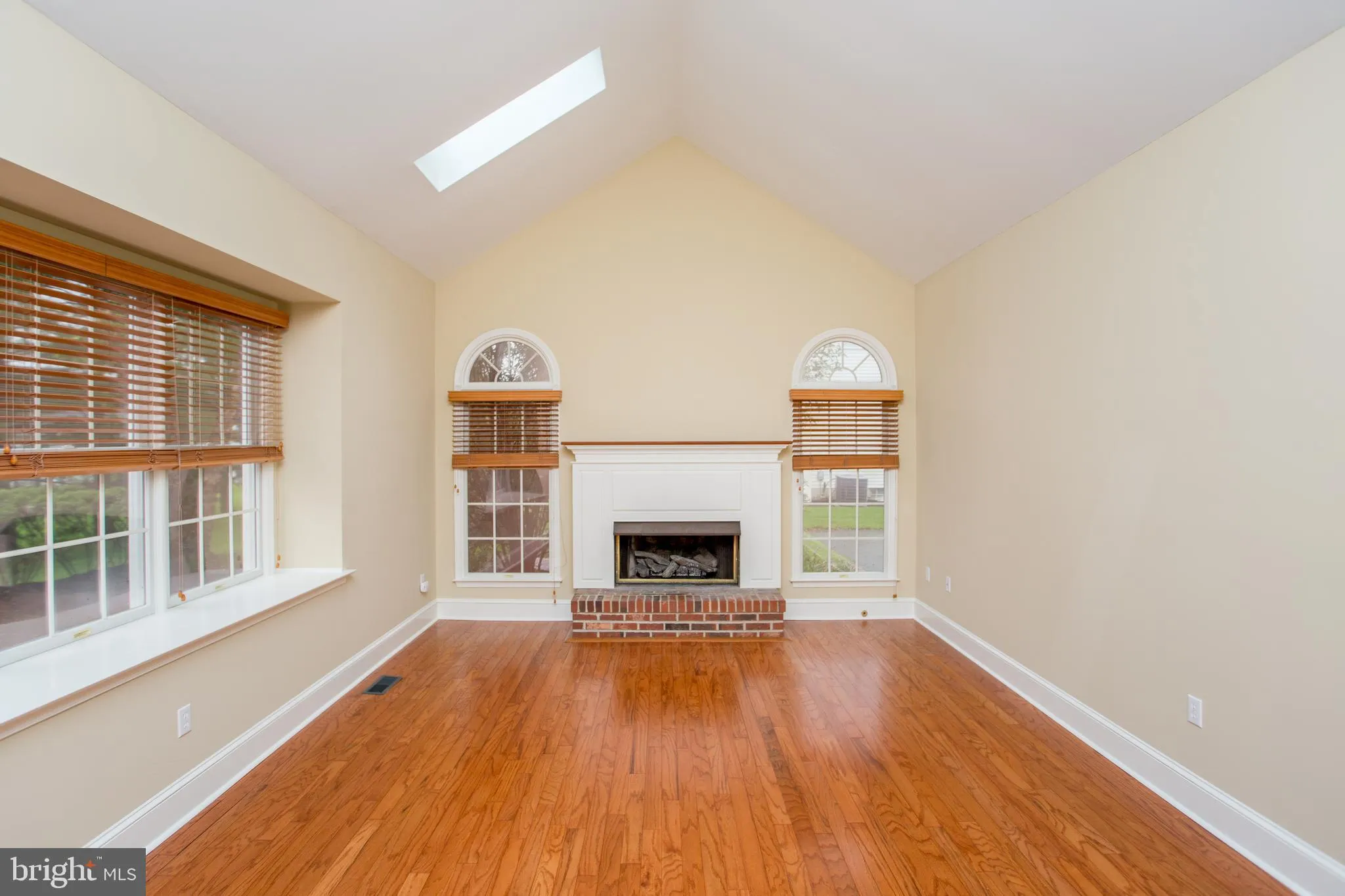 Jamison, Pennsylvania 18929, United States, 4 Bedrooms Bedrooms, ,3 BathroomsBathrooms,Residential,Active,129838