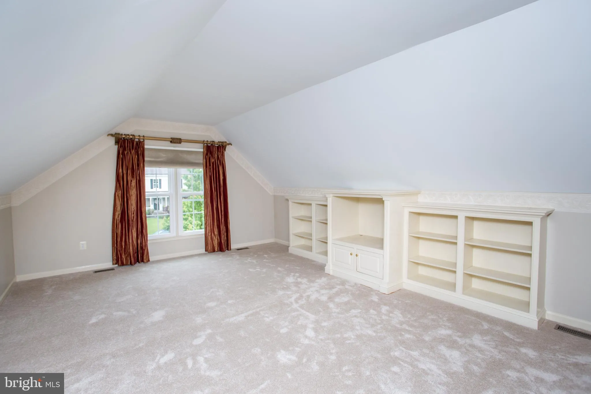 Jamison, Pennsylvania 18929, United States, 4 Bedrooms Bedrooms, ,3 BathroomsBathrooms,Residential,Active,129838