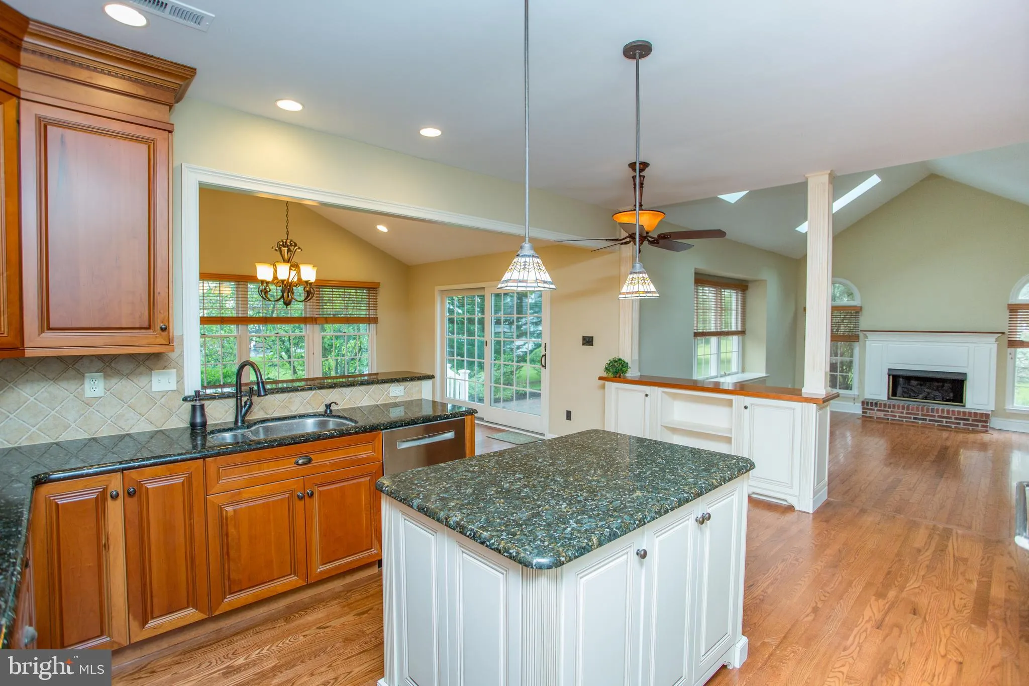 Jamison, Pennsylvania 18929, United States, 4 Bedrooms Bedrooms, ,3 BathroomsBathrooms,Residential,Active,129838