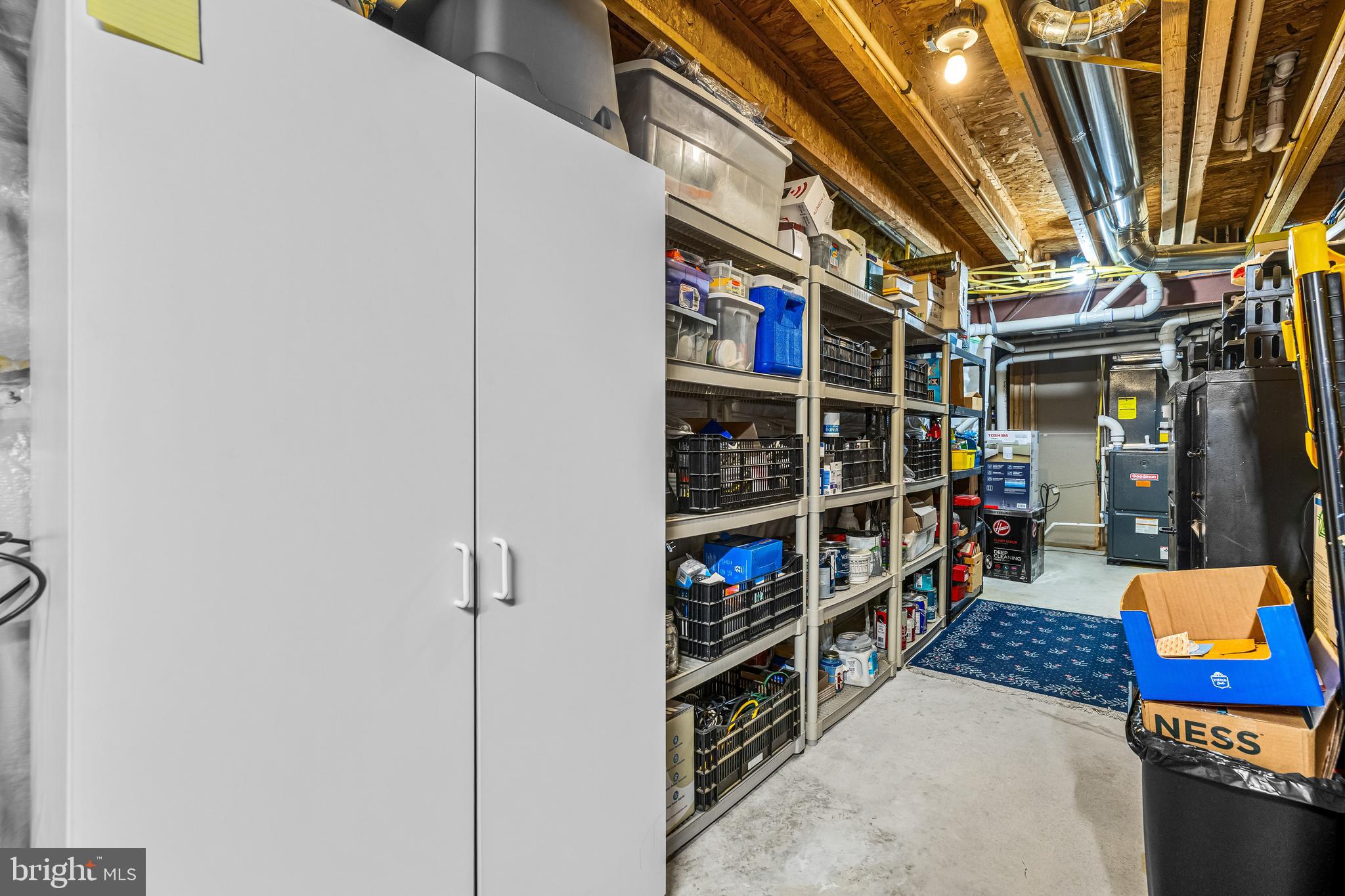 OAK HILLS - Residential