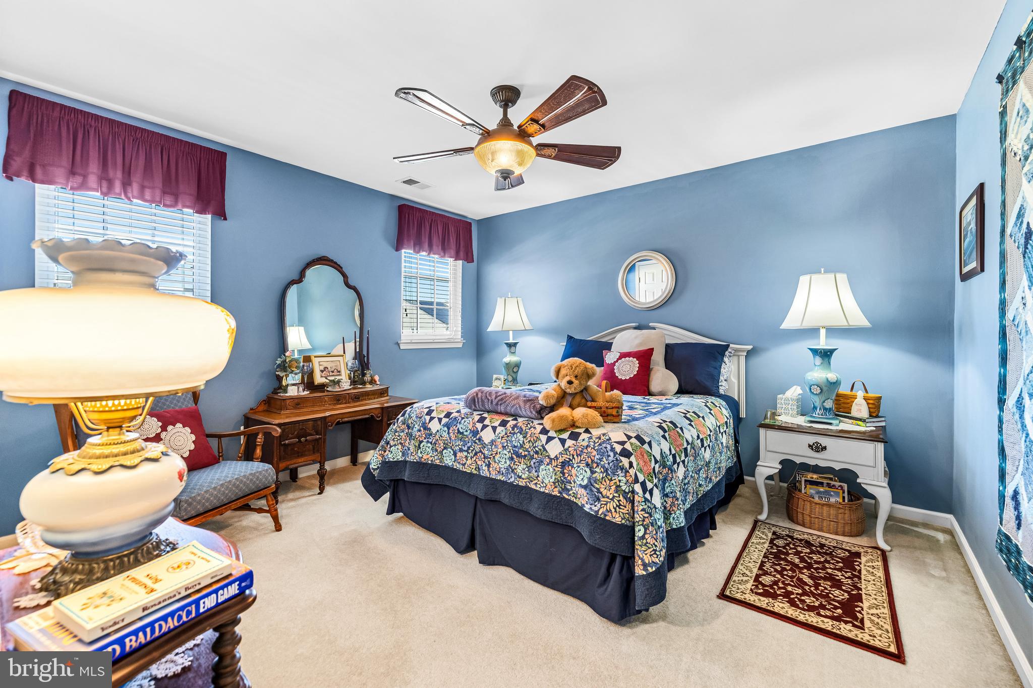 OAK HILLS - Residential