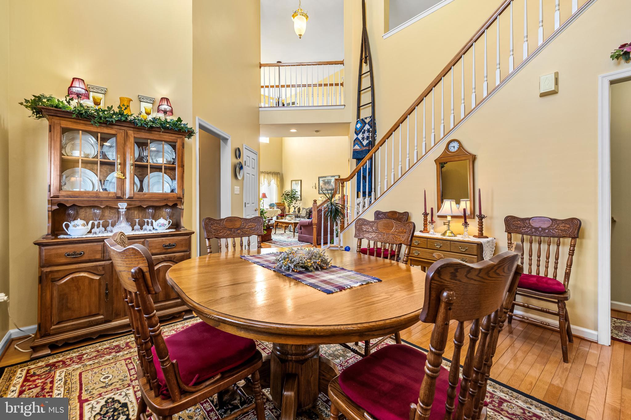 OAK HILLS - Residential