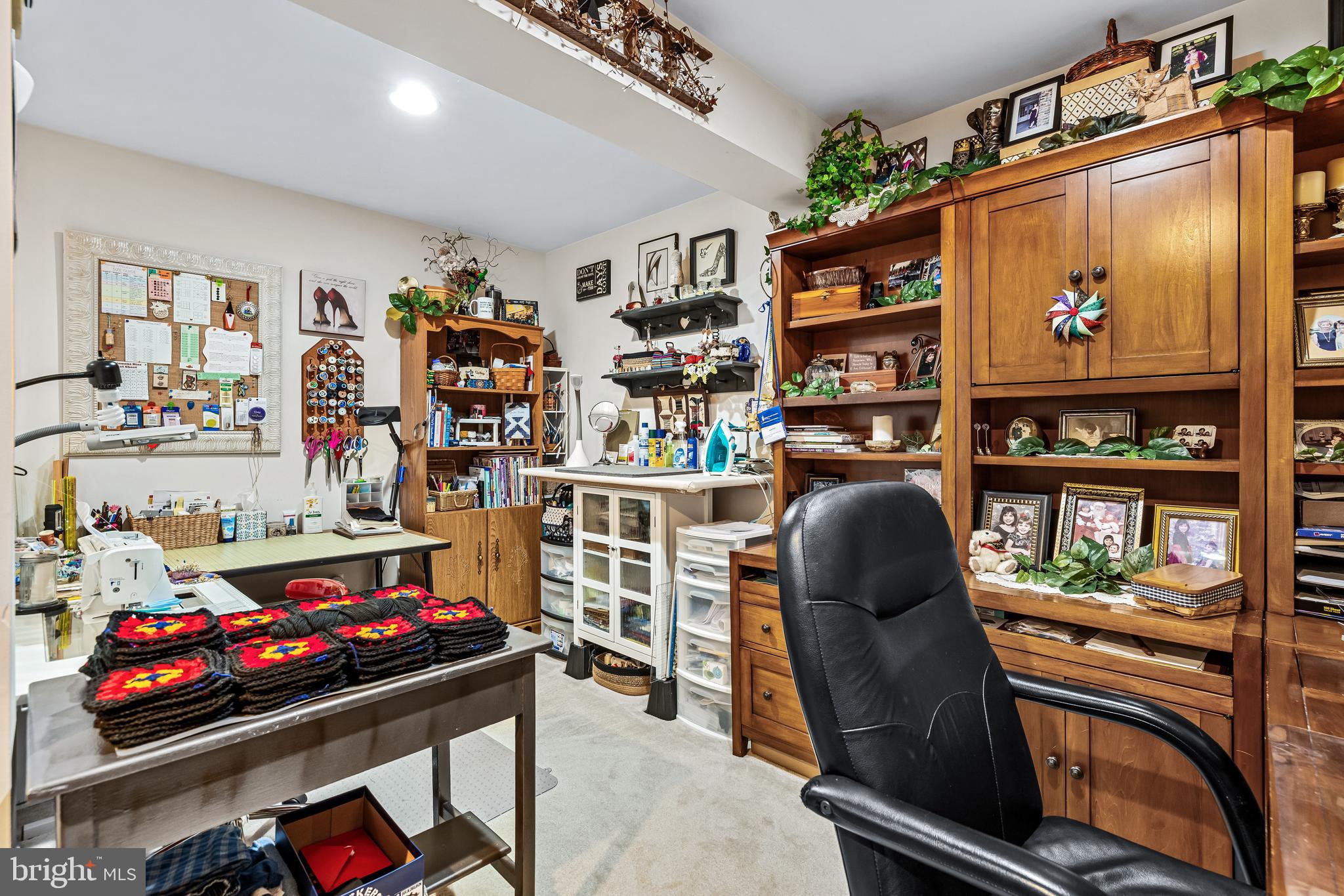 OAK HILLS - Residential