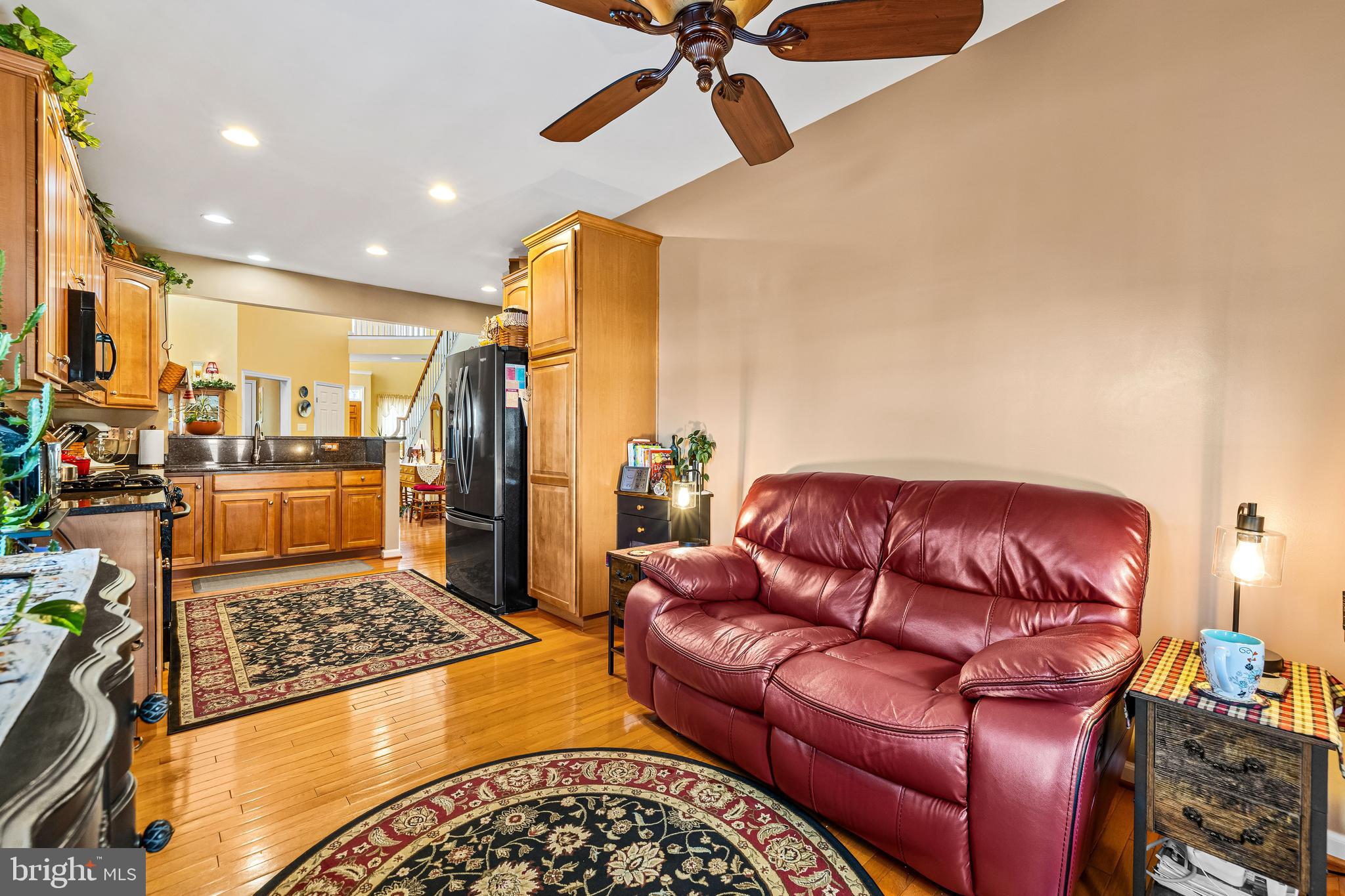 OAK HILLS - Residential