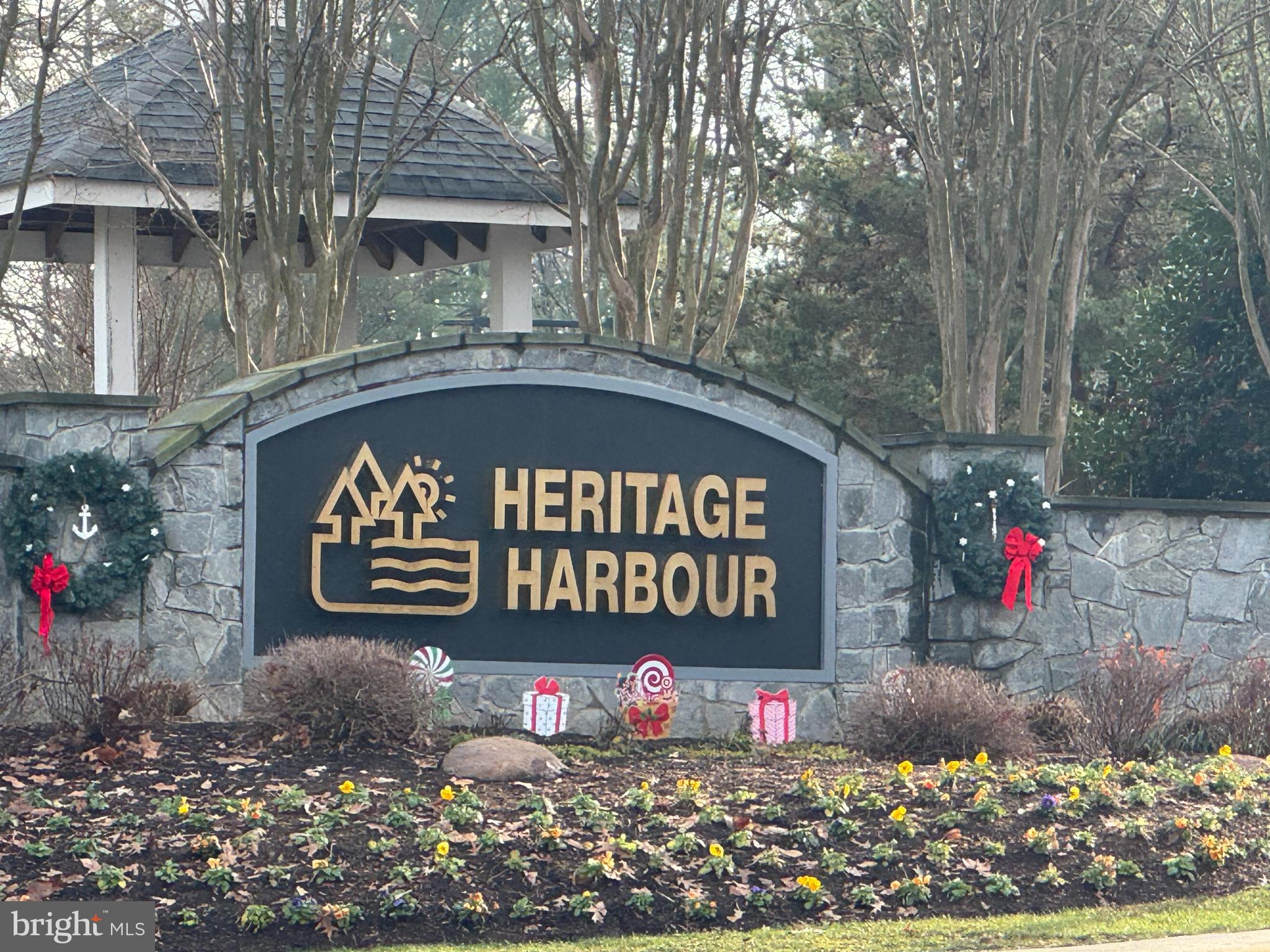HERITAGE HARBOUR - Residential